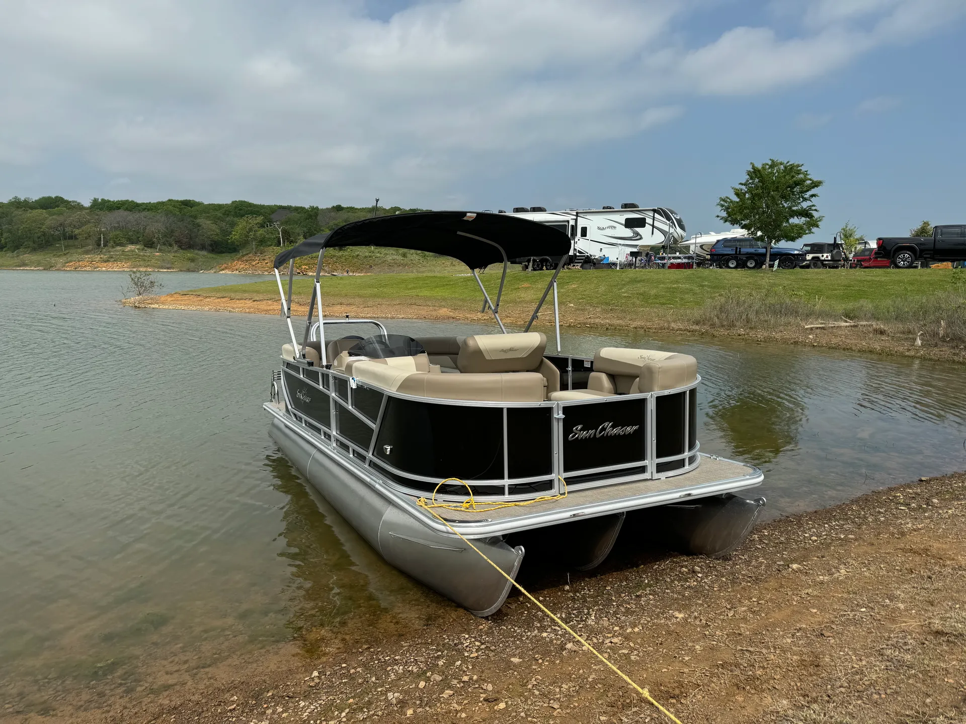 Fun In The Sun Tritoon/Pontoon