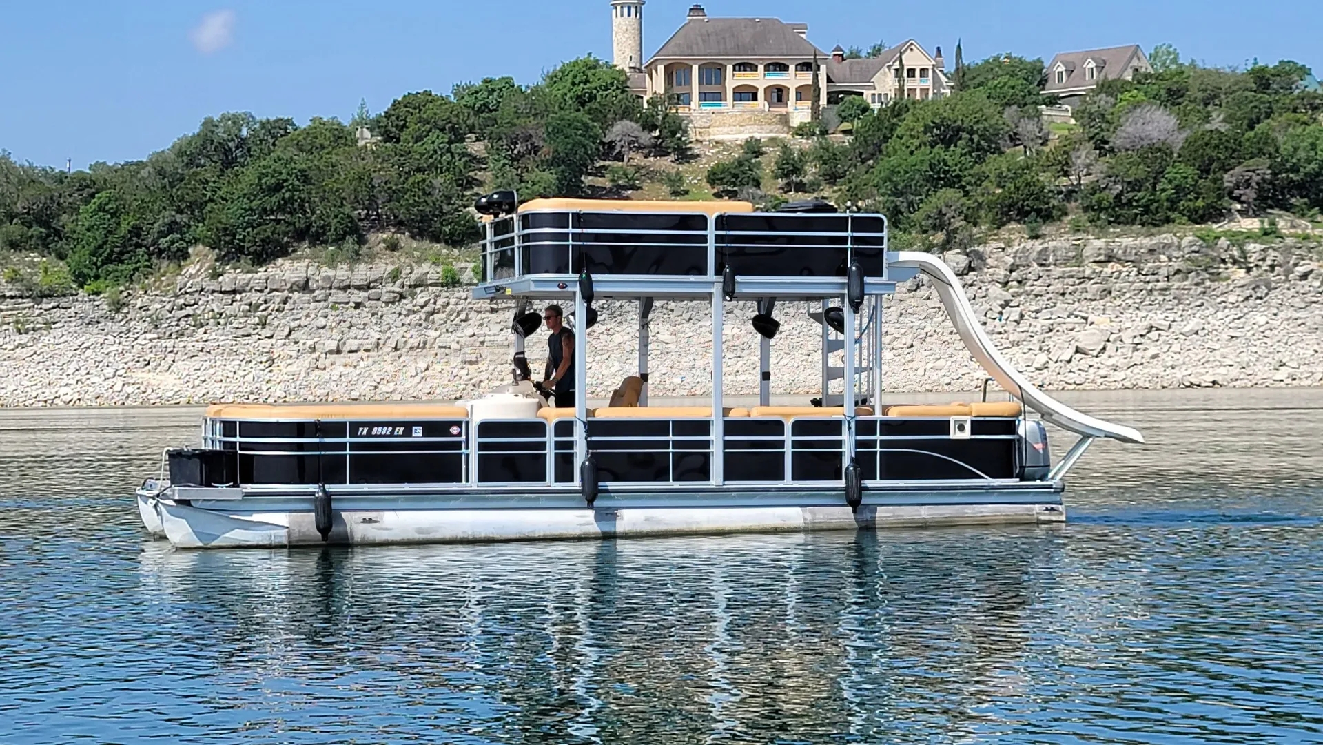 Premier Marine 310 Boundary Waters Wide Dek in Austin, TX — photo 2
