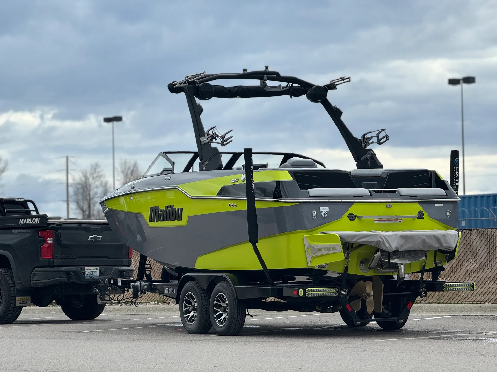 Best surf wave and rental experience in Chelan (check my reviews!)