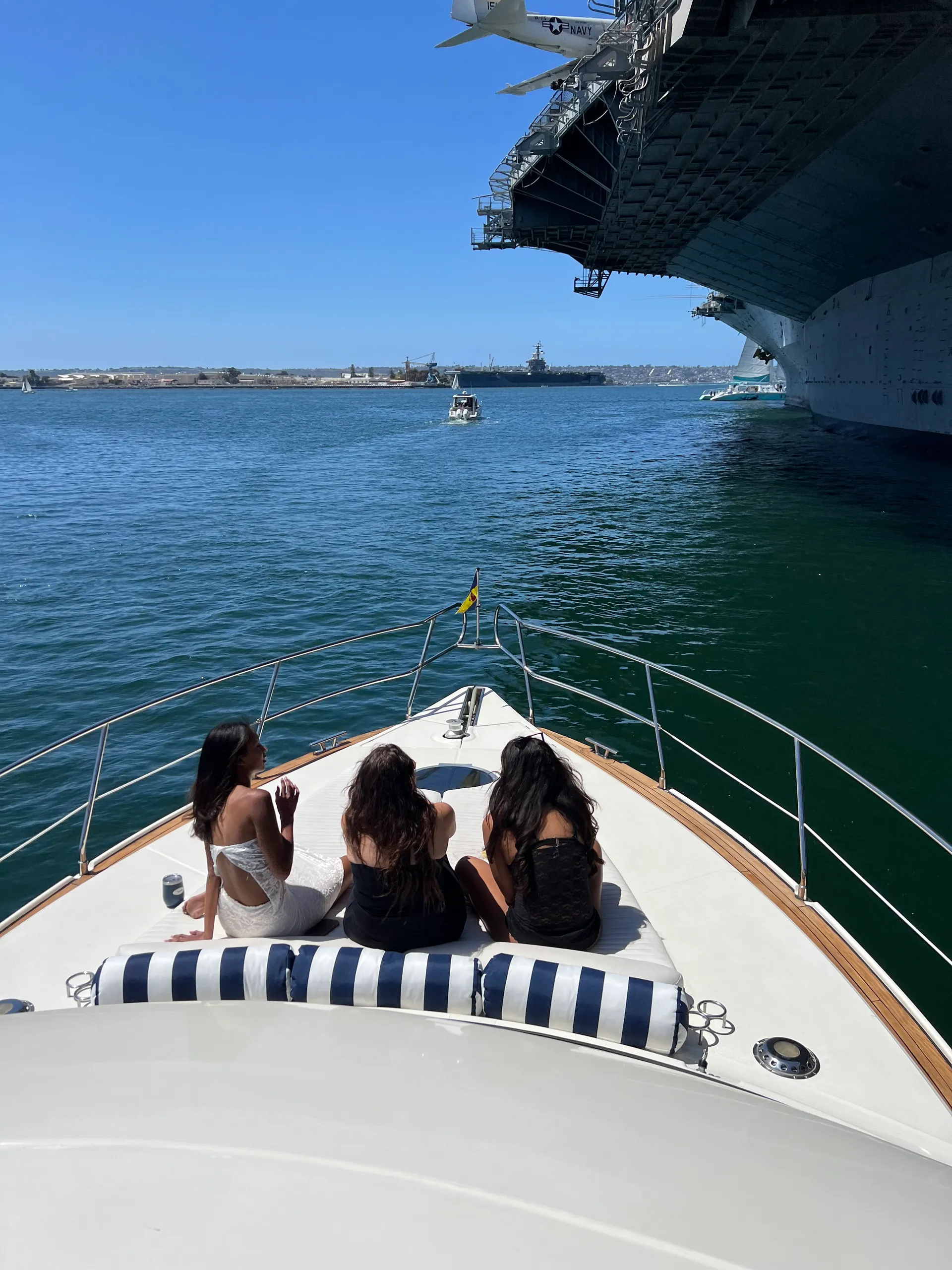 44' Express Cruiser Motor Yacht, specialized in making memories!!