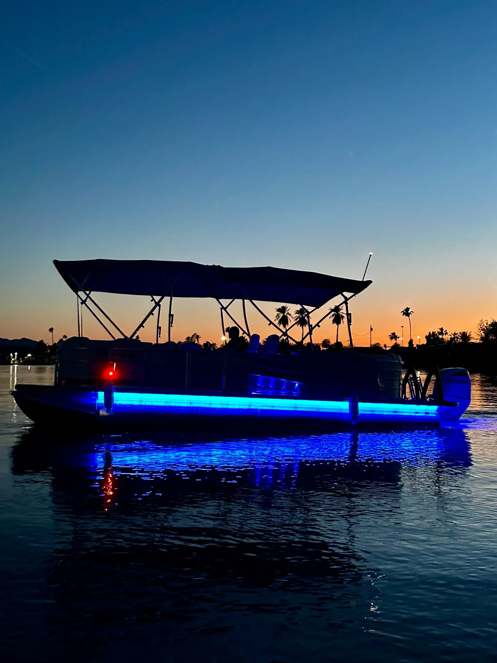 BERKSHIRE PONTOONS 253RFX PREMIUM BP3 TRI-TUBE in Lake Havasu City, AZ — photo 9