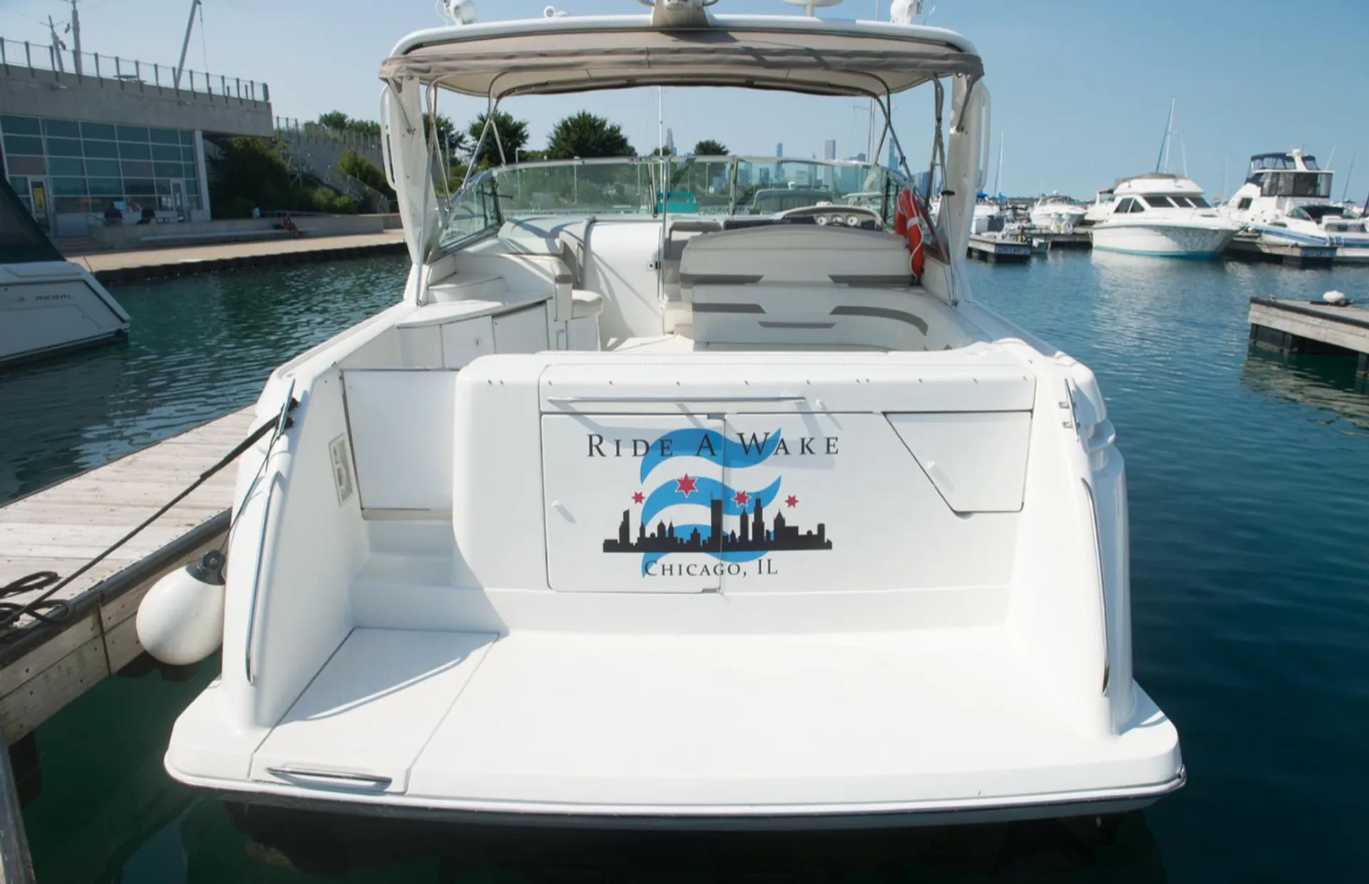 Formula by Thunderbird 41 Performance Cruiser in Chicago, IL — photo 2