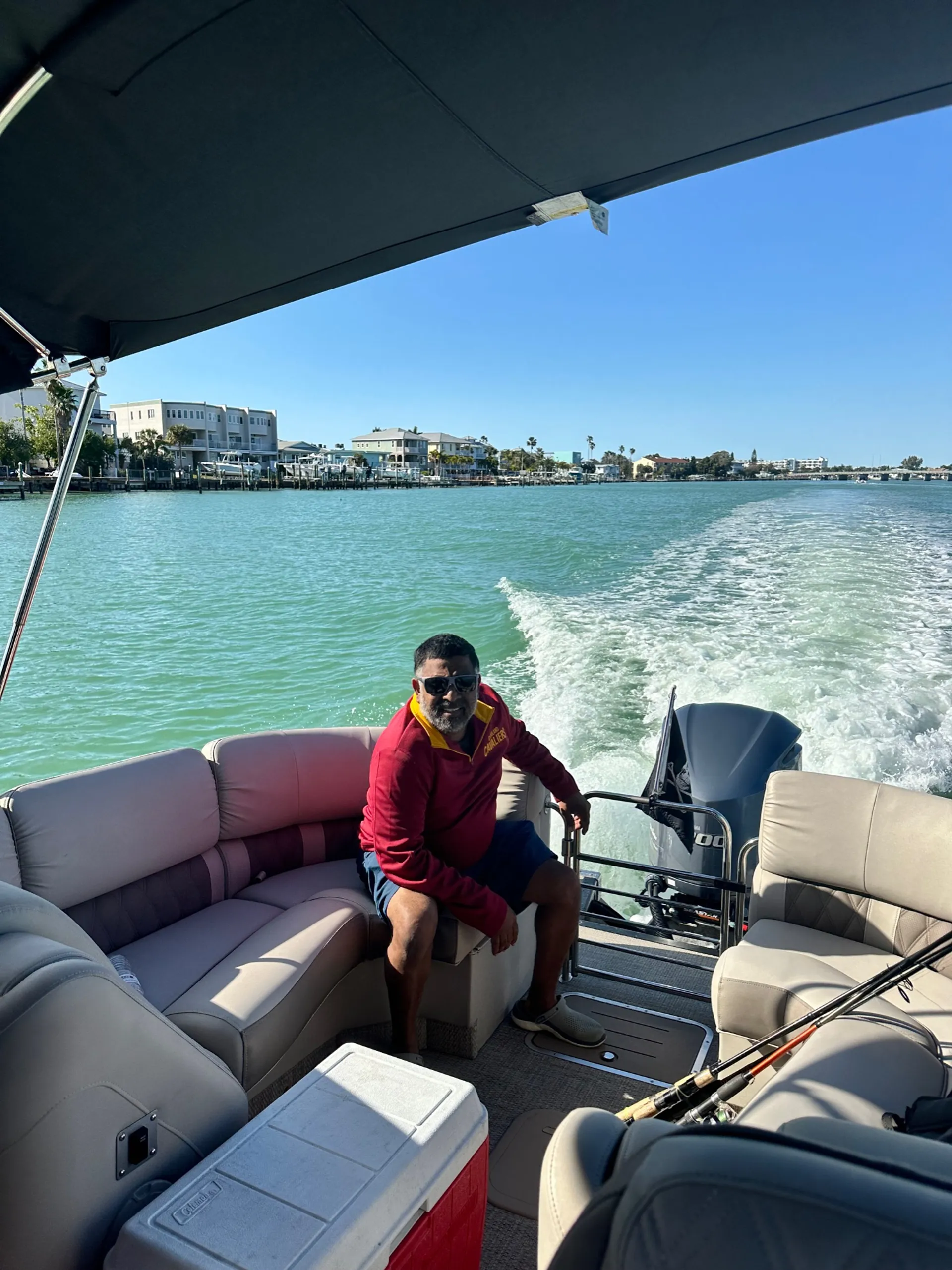 25FT Luxury Tritoon 300HP, Fun Days on Crystal Blue Tampa Waters 