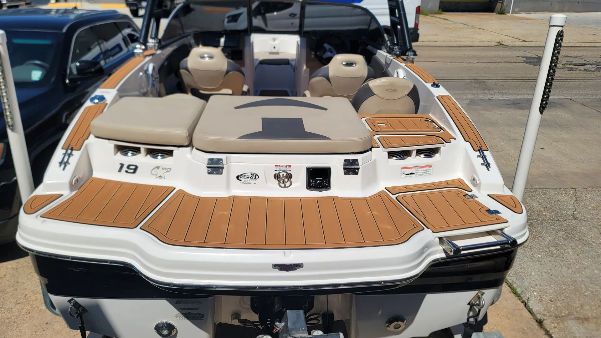 Chaparral Boats 19' Sport Ski Fish in Kenner, LA — photo 4