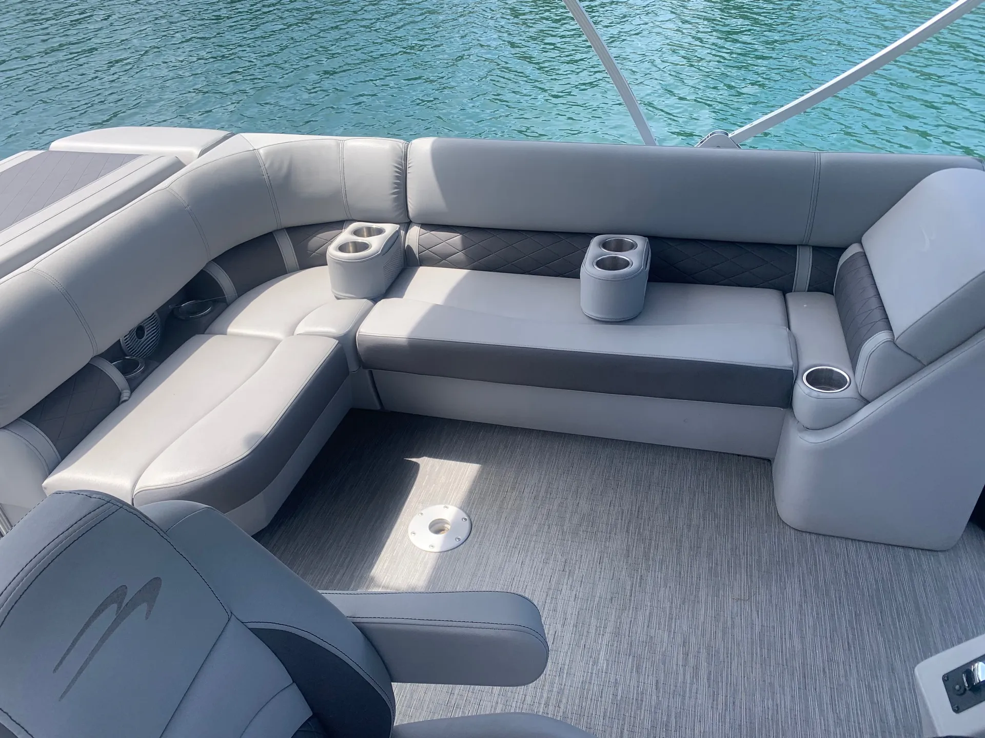 BENNINGTON MARINE 23 LCW in Buford, GA — photo 7