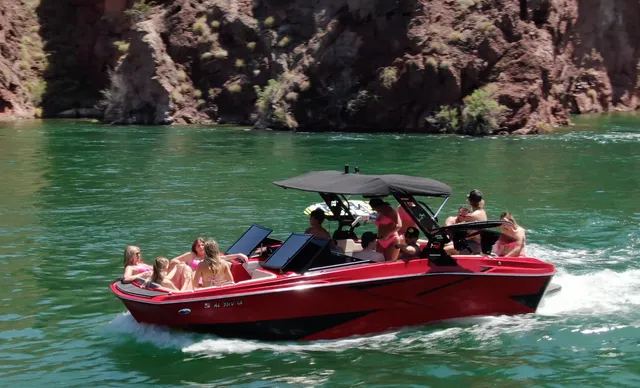 Rent a HEYDAY WAKE BOATS ski and wakeboard in Lake Havasu City, AZ near me