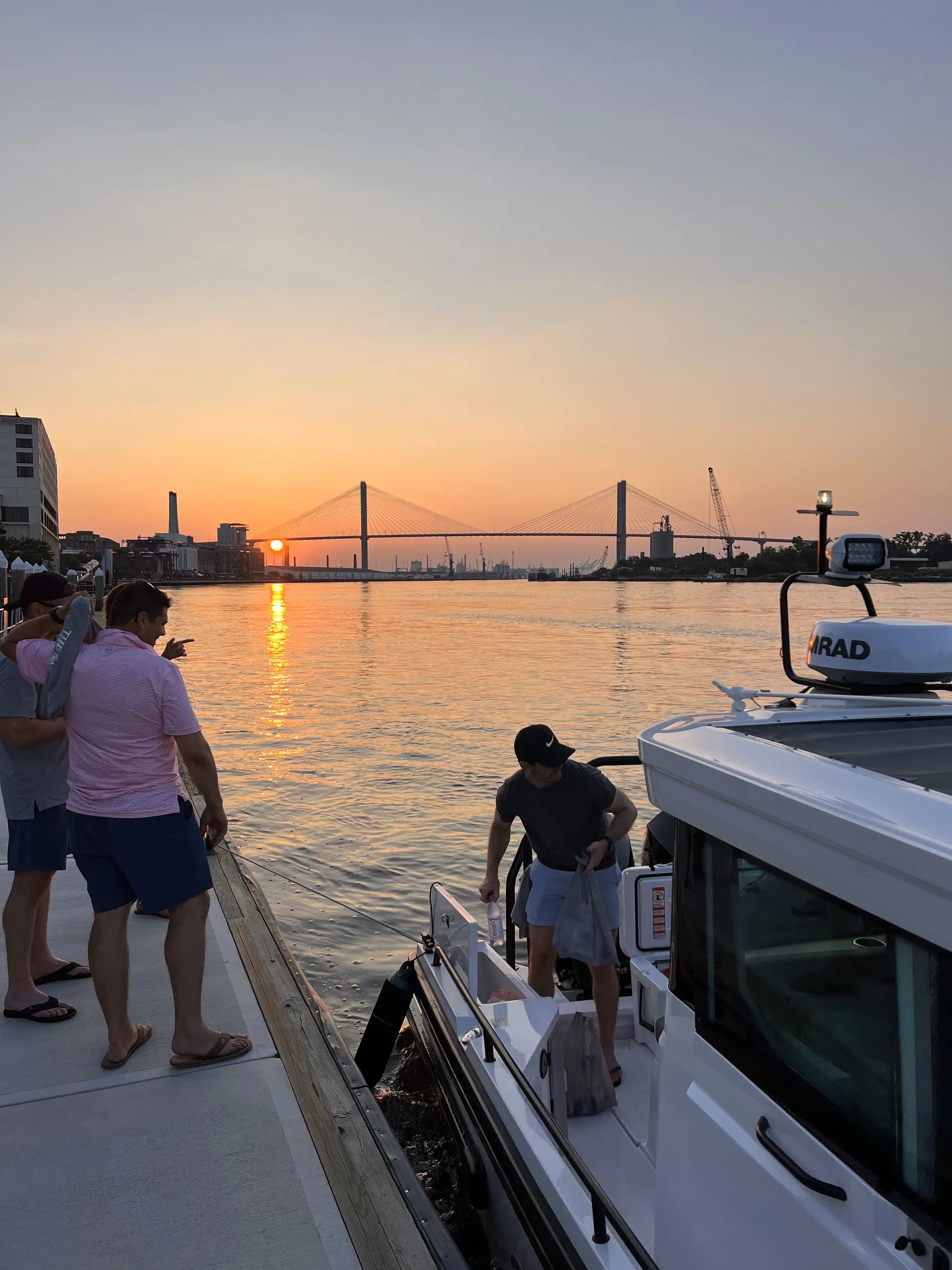 Luxury Sports Cruiser - Your Day, Your Way!