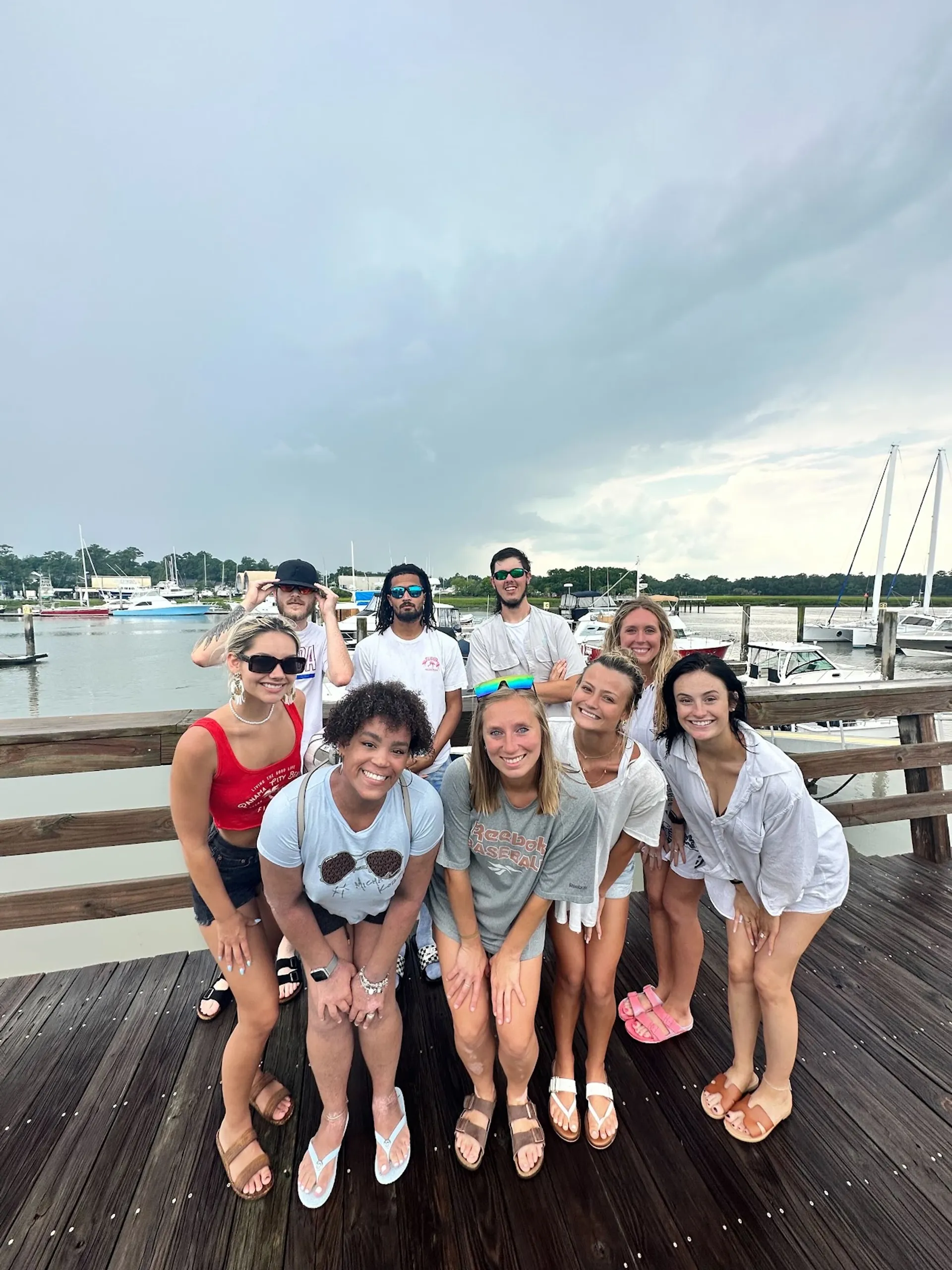 Luxury Sports Cruiser - Your Day, Your Way!