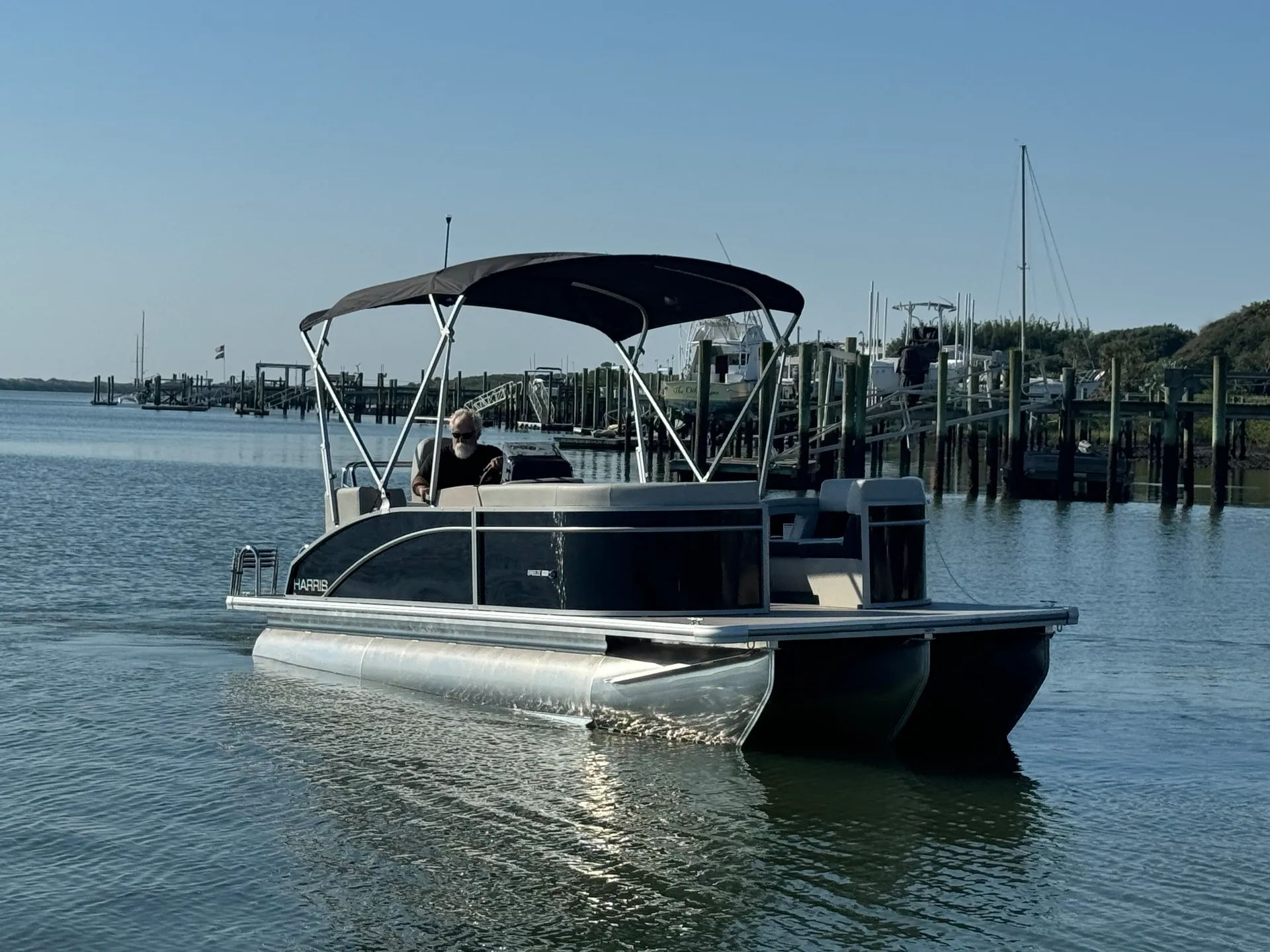 2024 Harris 'Toon w/ 150hp for Making Waves on the St. Augustine ICW!