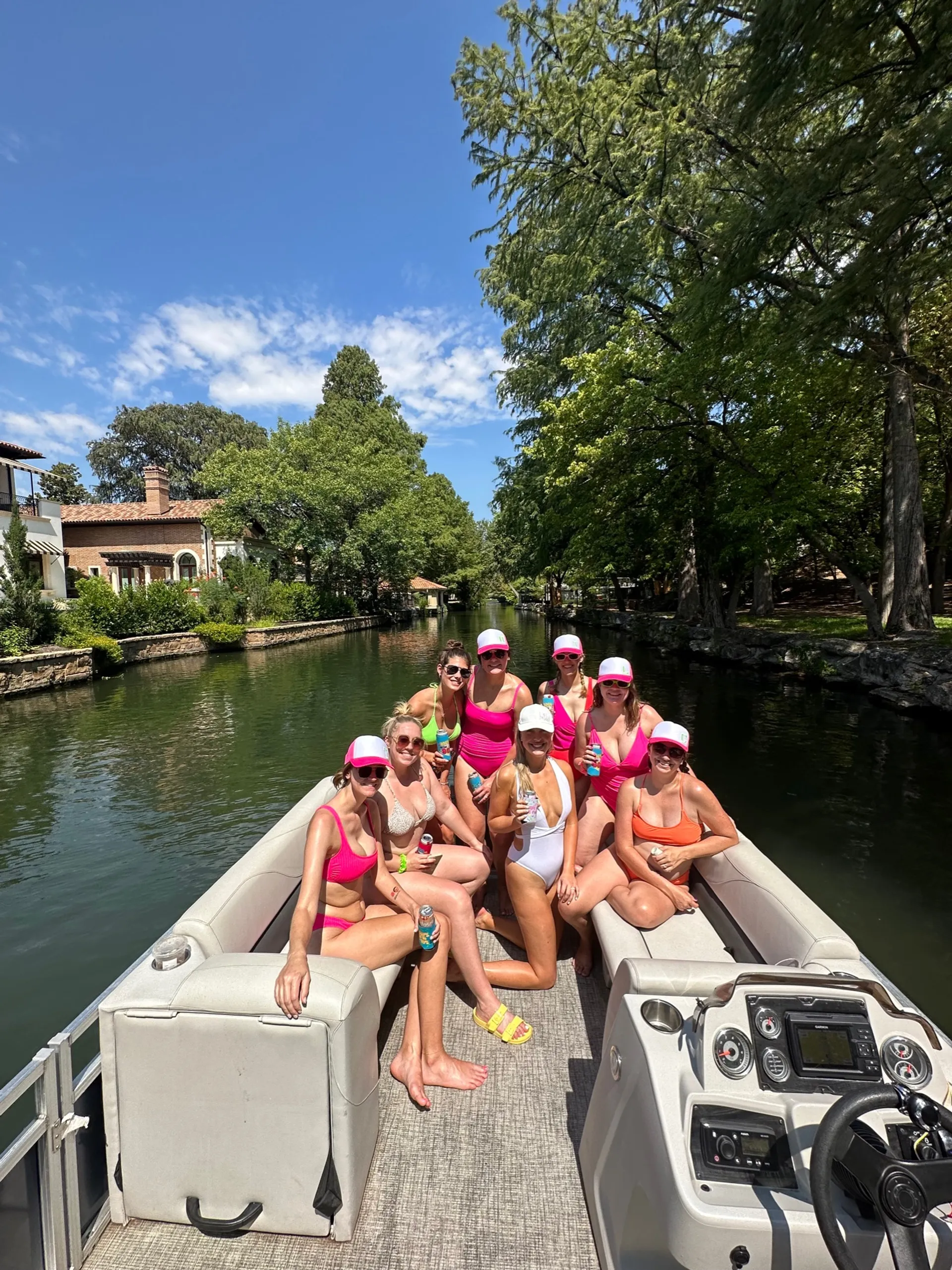 luxury Avalon pontoon Boat Cruise! Perfect for parties/families🎊🥂☀️