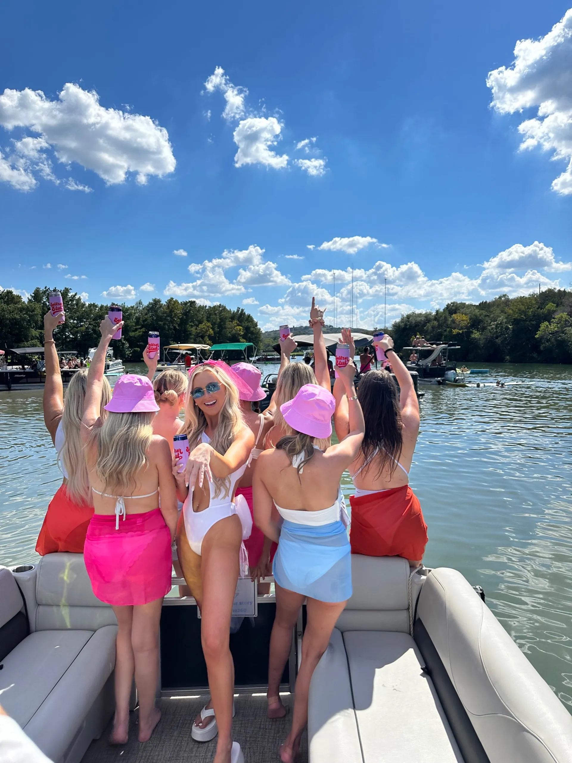 luxury Avalon pontoon Boat Cruise! Perfect for parties/families🎊🥂☀️