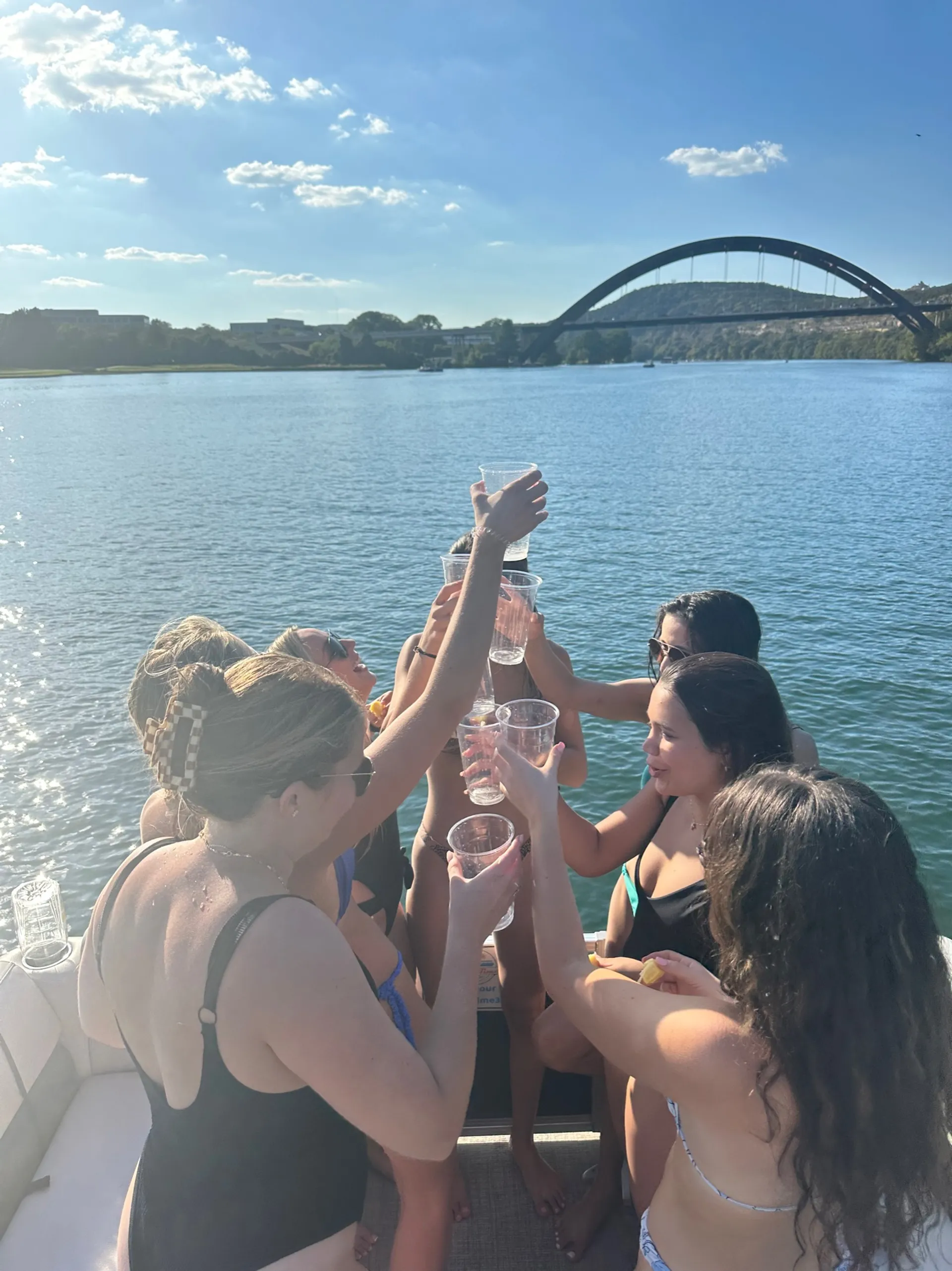 luxury Avalon pontoon Boat Cruise! Perfect for parties/families🎊🥂☀️