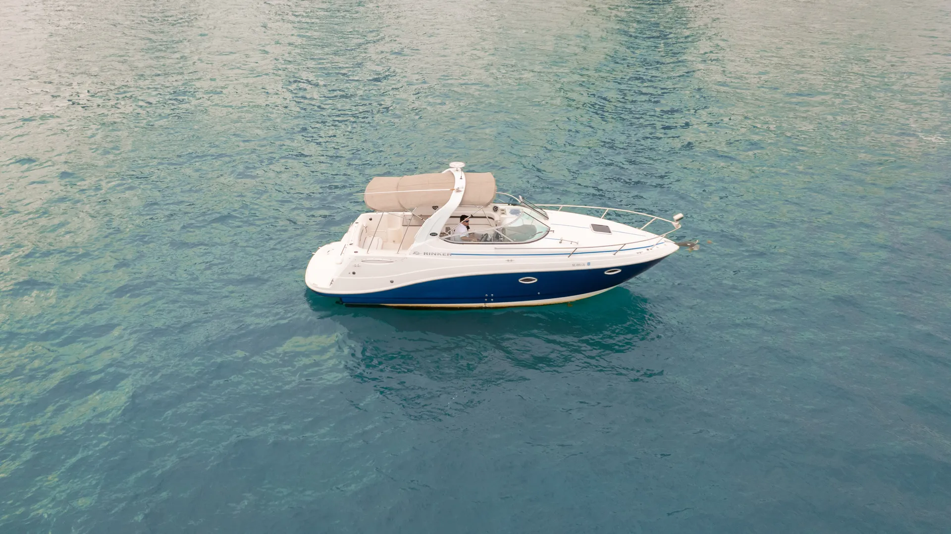 Rinker Boats 280 Express Cruiser in Fort Myers, FL