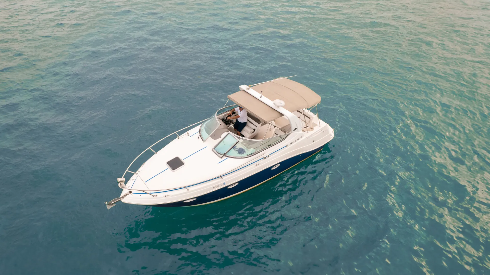 Rinker Boats 280 Express Cruiser in Fort Myers, FL — photo 3