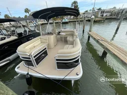 BOAT FUN IN THE SUN- PONTOON DAY
