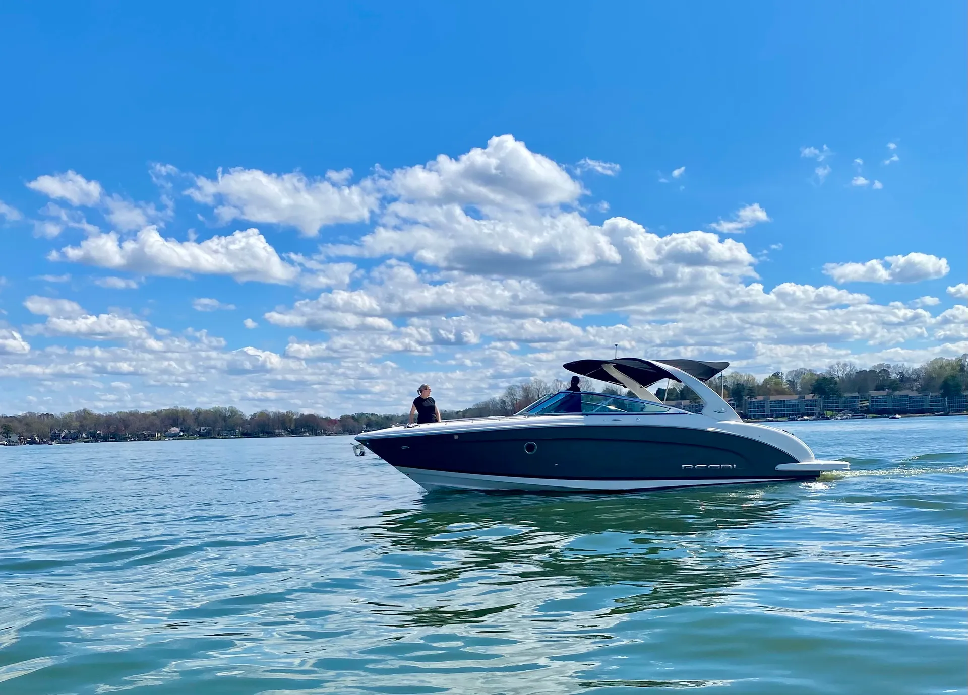 32FT ALL-INCLUSIVE YACHT (CAPTAINED) - LAKE NORMAN