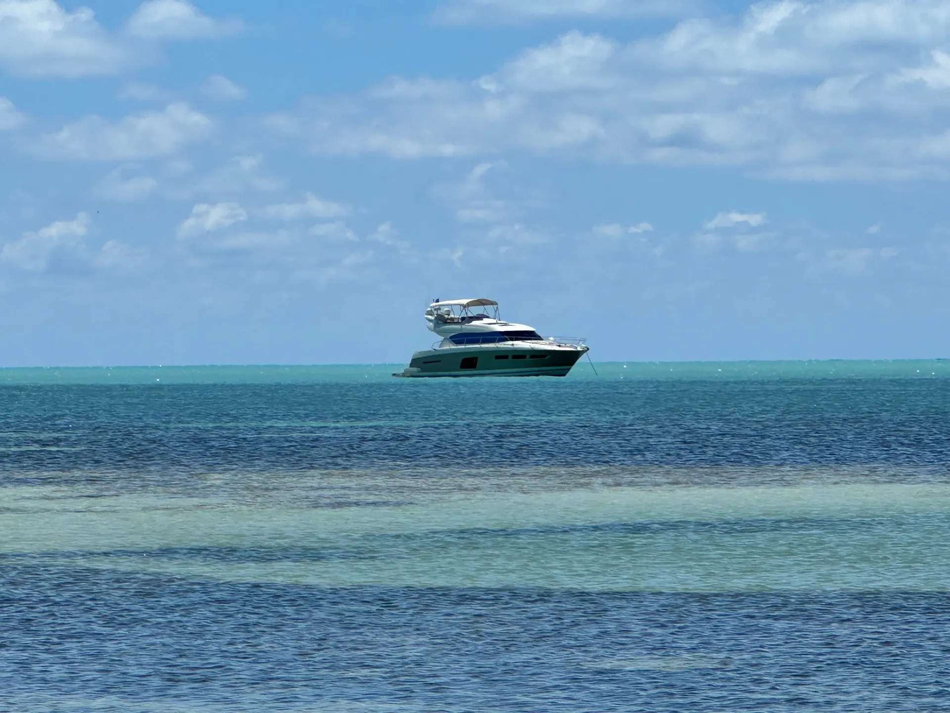 64' Prestige Luxury Yacht