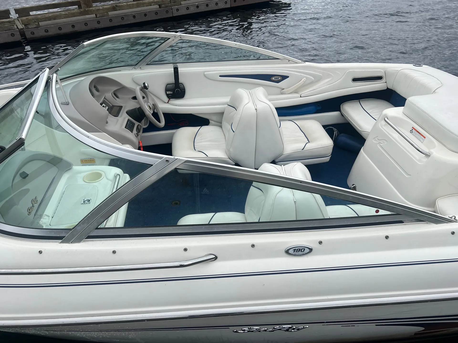 Sea Ray Boats 180 Bow Rider  in Seattle, WA — photo 6