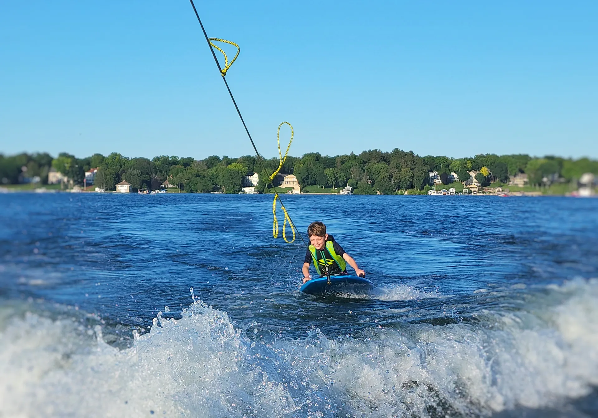 Experience Lake Country's GREEN GOBBLE'N: WI Surfing Action!