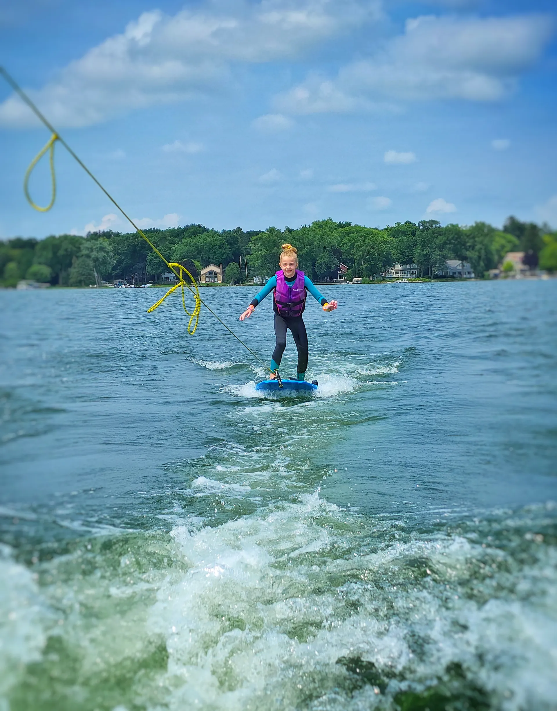 Experience Lake Country's GREEN GOBBLE'N: WI Surfing Action!