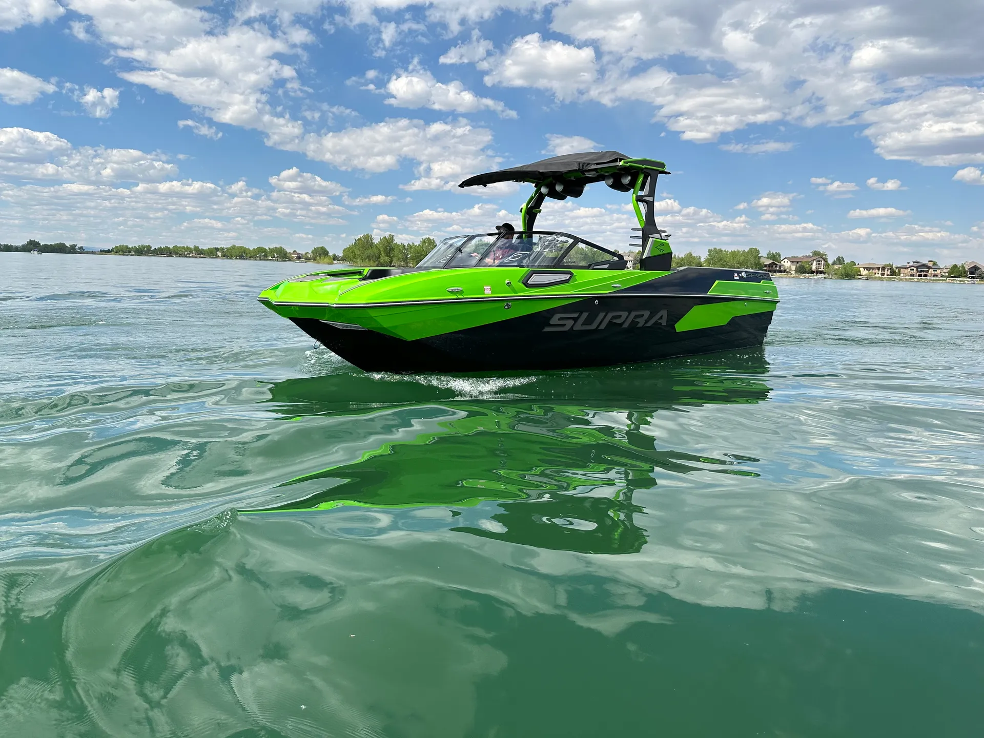 Supra SE 550 Wake/Surf Boat Rental