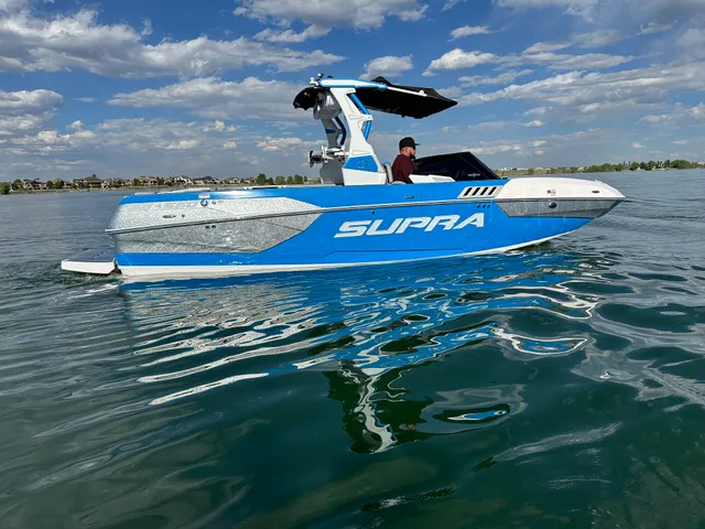 Rent a SUPRA BY SKIERS CHOICE ski and wakeboard in Loveland, CO near me
