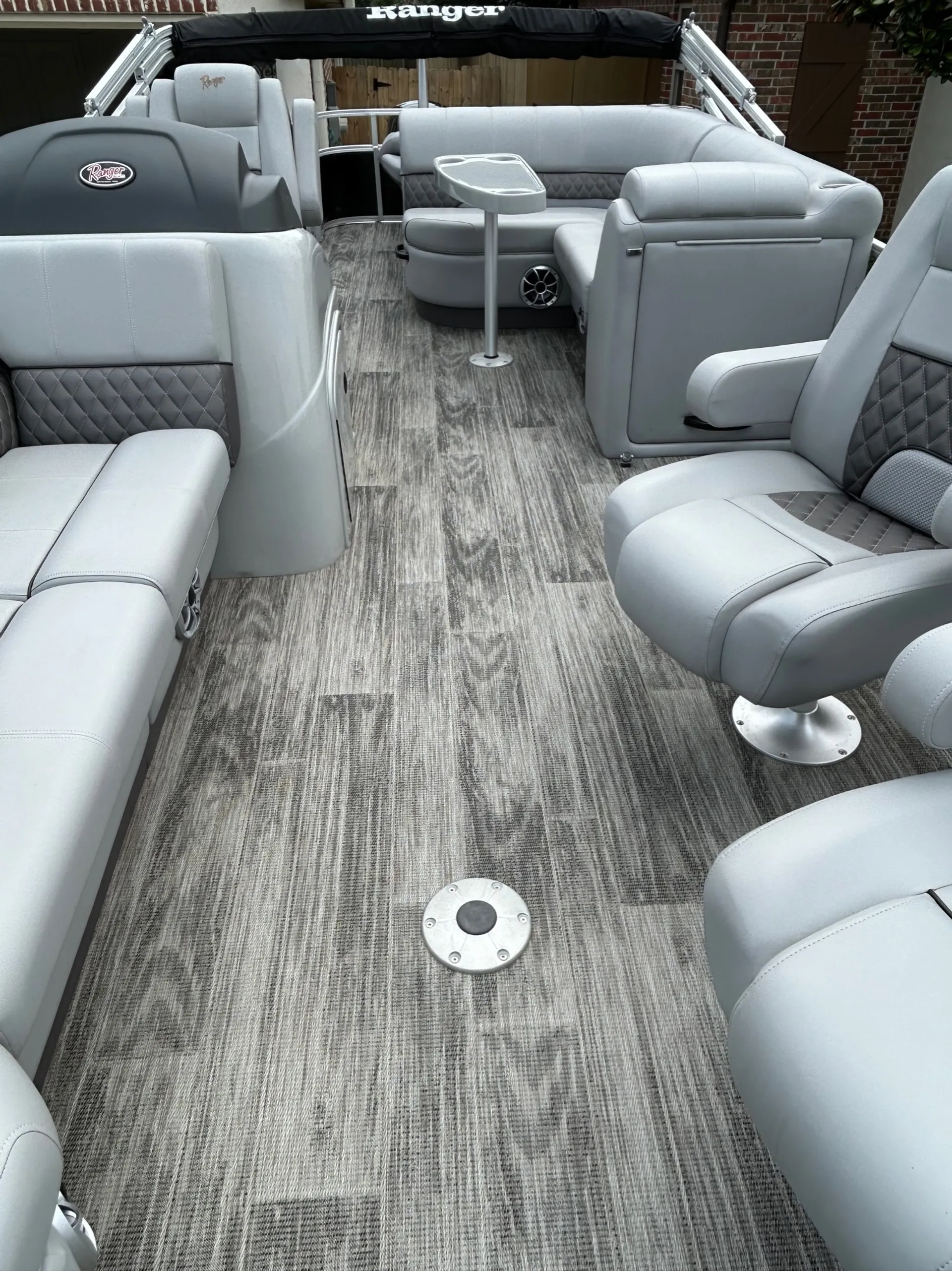 RANGER BOATS (AR) 220FC in Hemphill, TX — photo 3