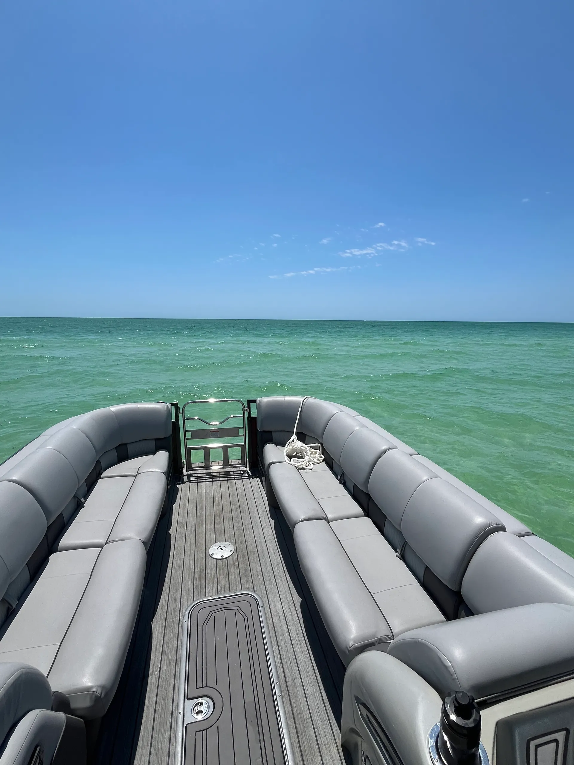 RANGER BOATS (AR) 2500LS in Tarpon Springs, FL — photo 3