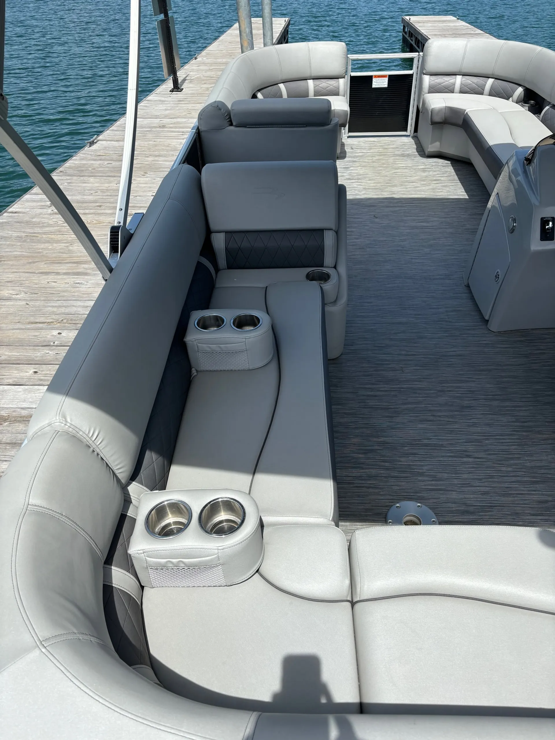 BENNINGTON MARINE 23 LCW in Buford, GA — photo 8