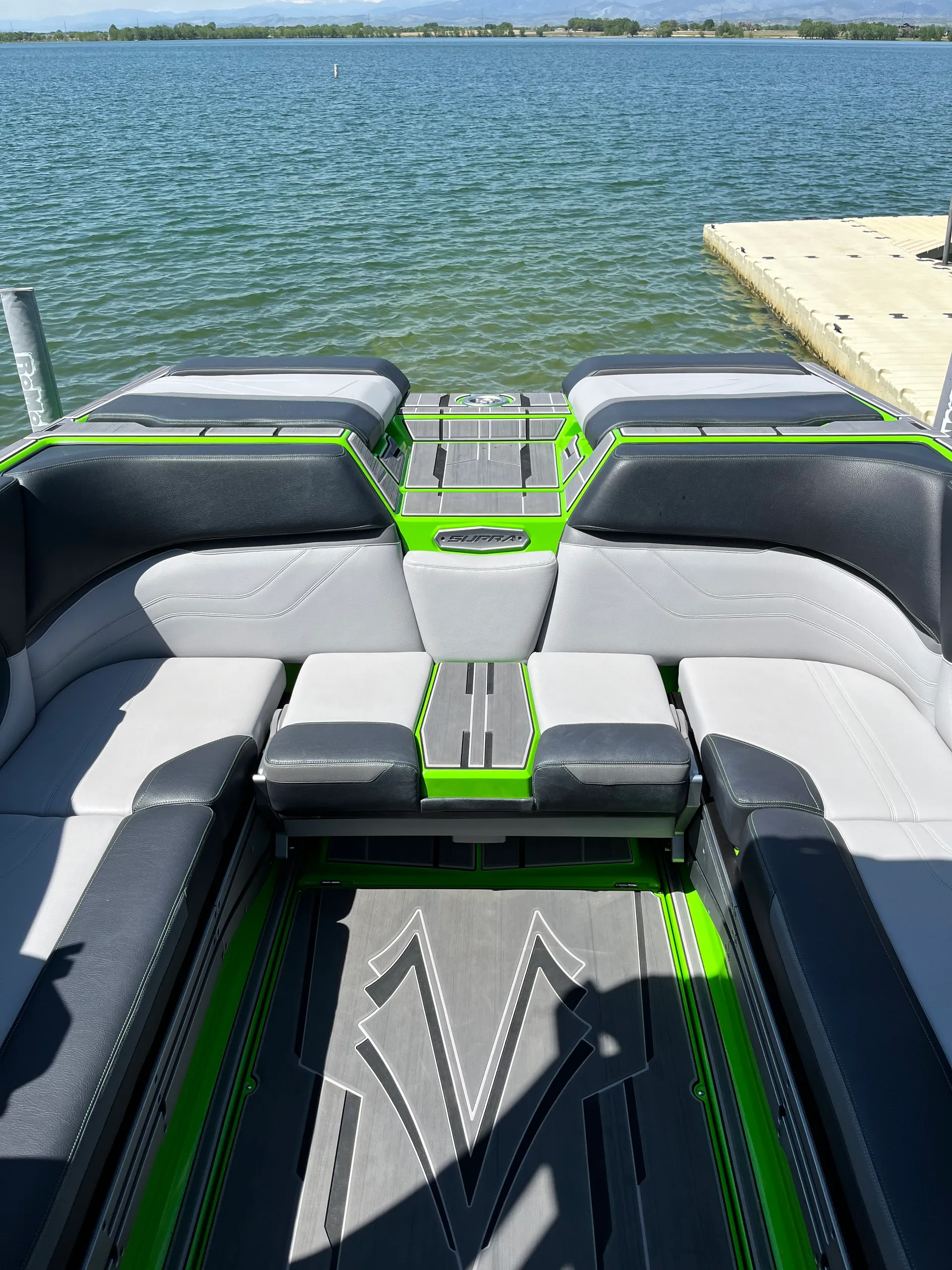 Supra SE 550 Wake/Surf Boat Rental