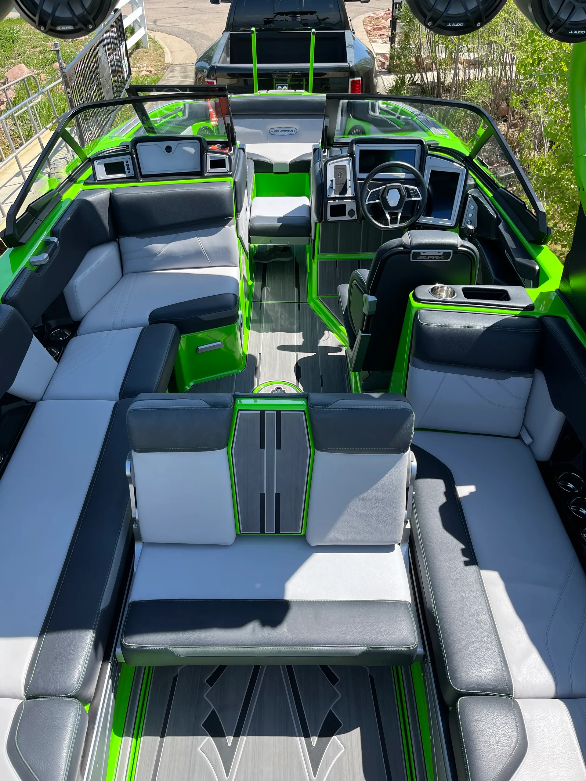 Supra SE 550 Wake/Surf Boat Rental