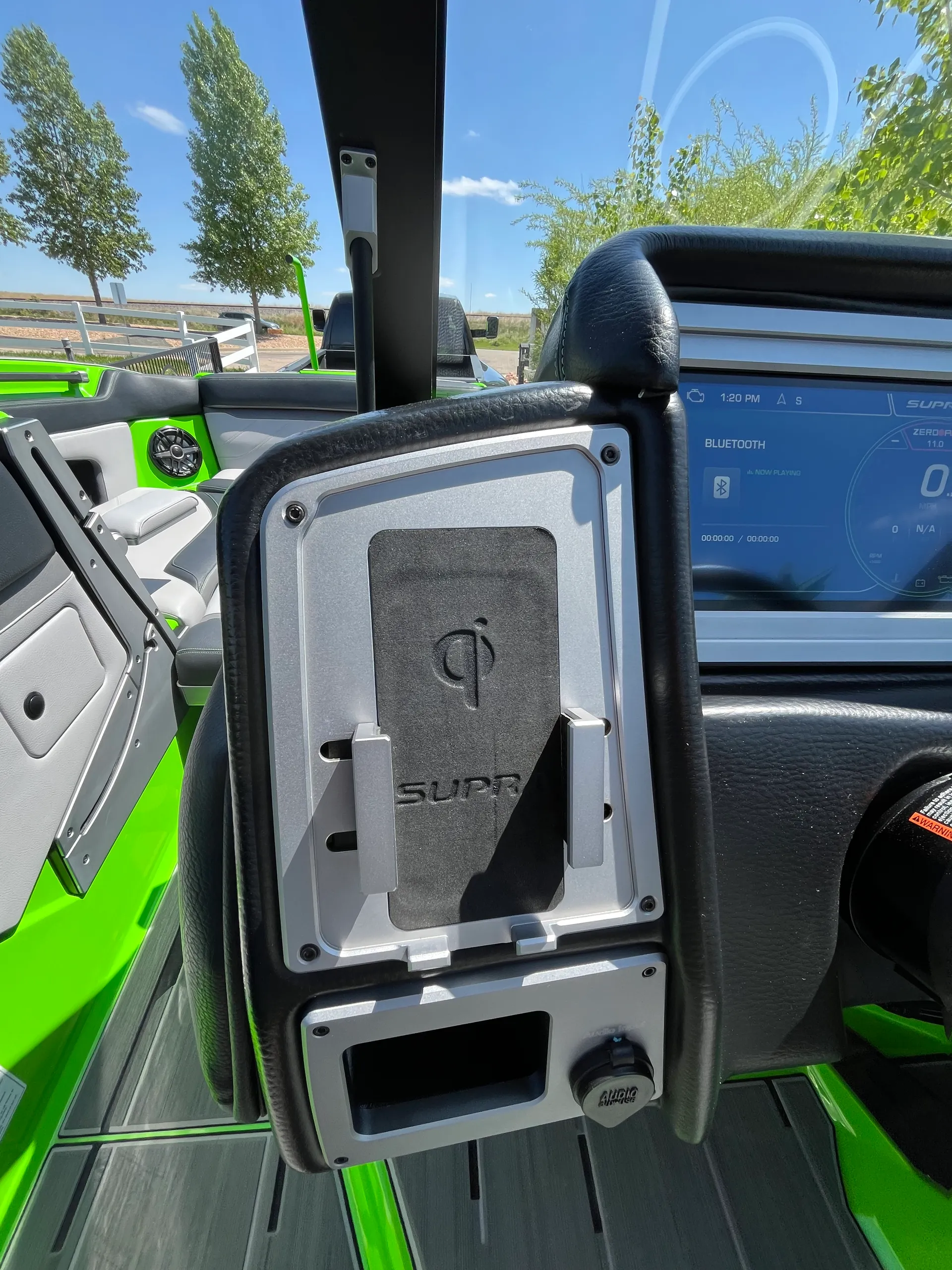 Supra SE 550 Wake/Surf Boat Rental