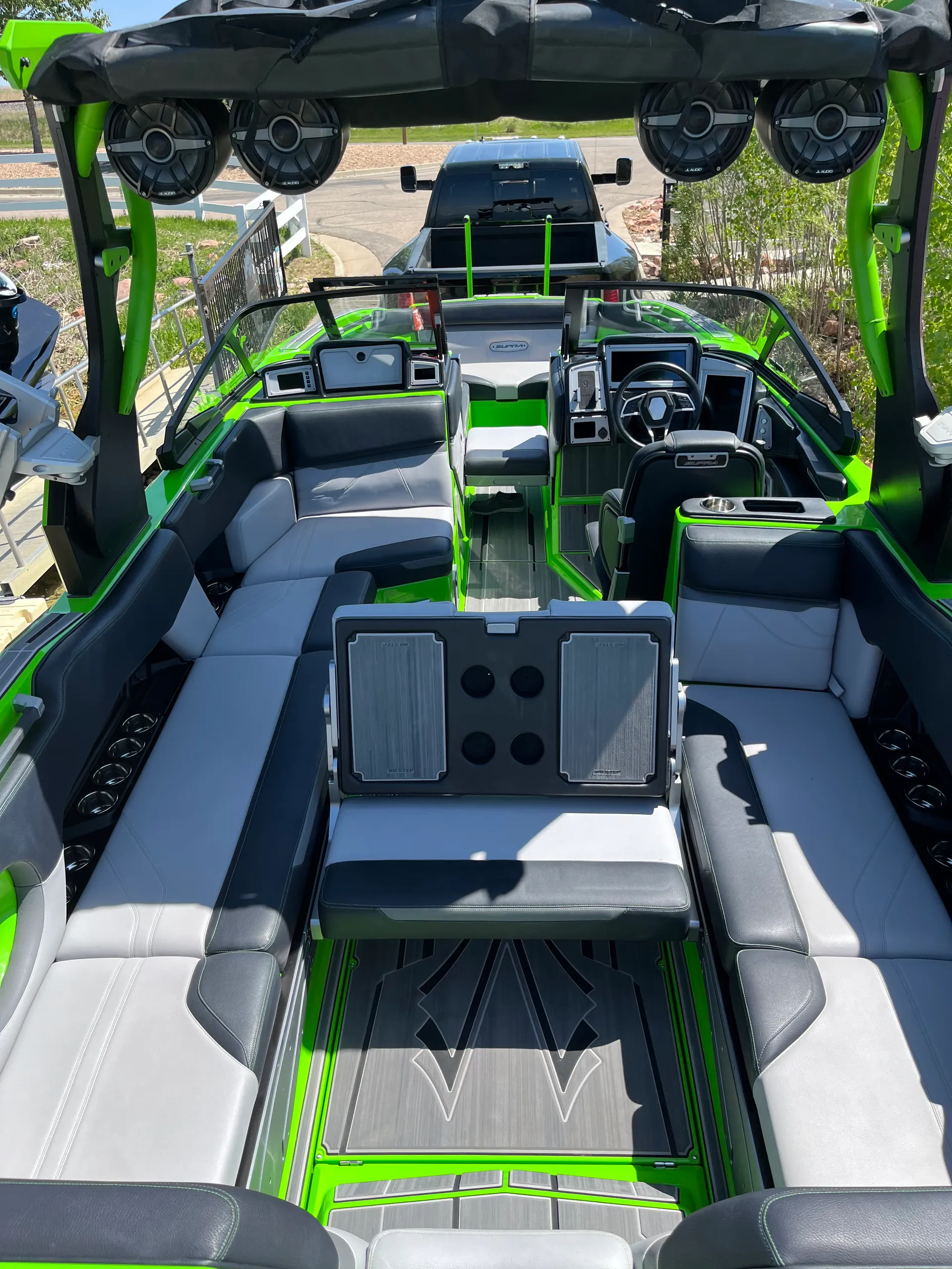 Supra SE 550 Wake/Surf Boat Rental