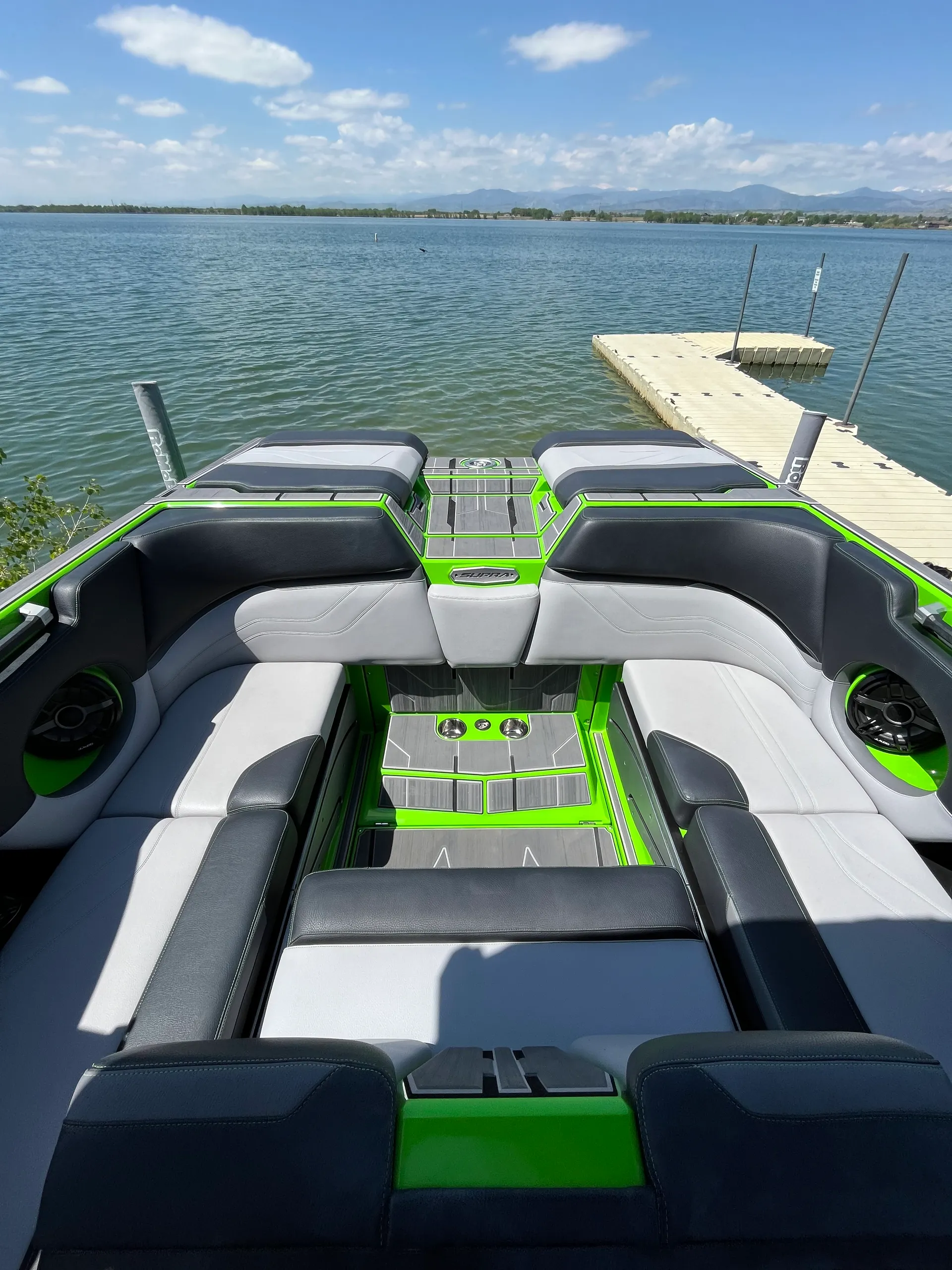 Supra SE 550 Wake/Surf Boat Rental
