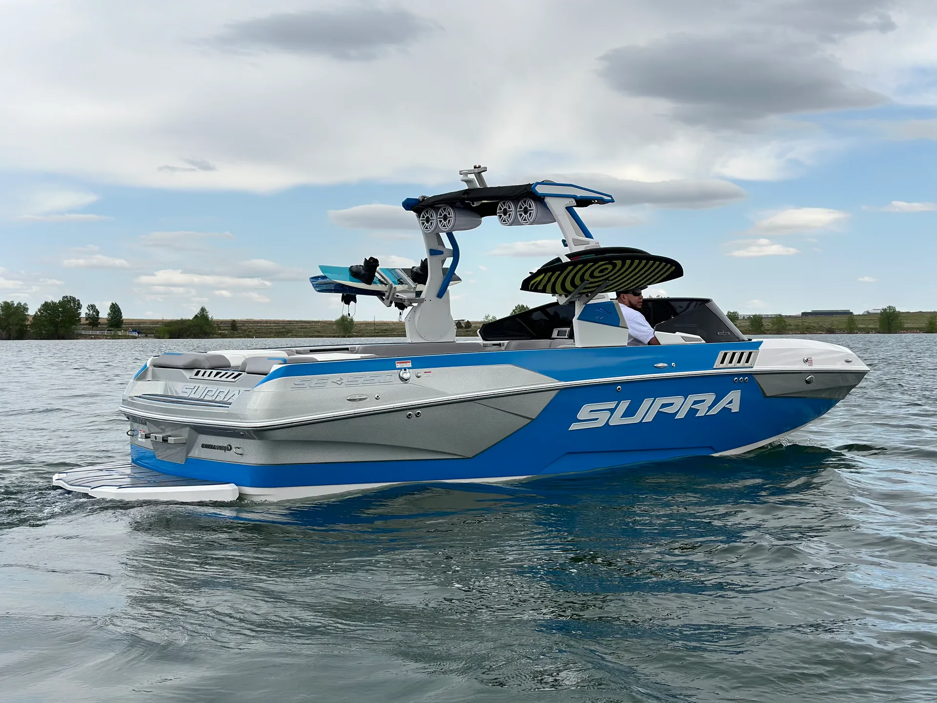 Supra SE 550 Wake/Surf Boat Rental