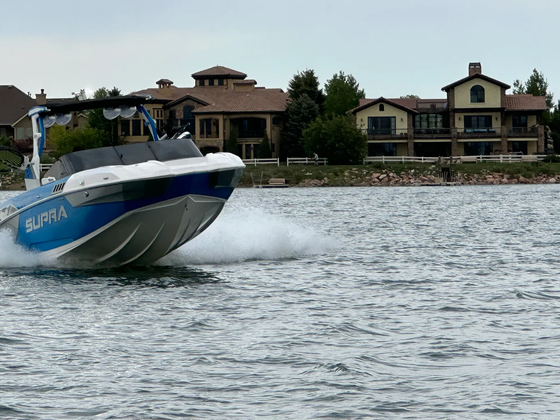 Supra SE 550 Wake/Surf Boat Rental