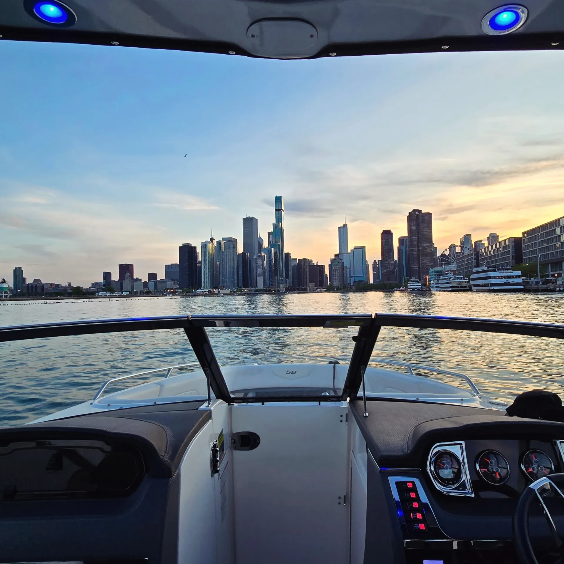 Chaparral Boats 257 SSX in Chicago, IL — photo 2