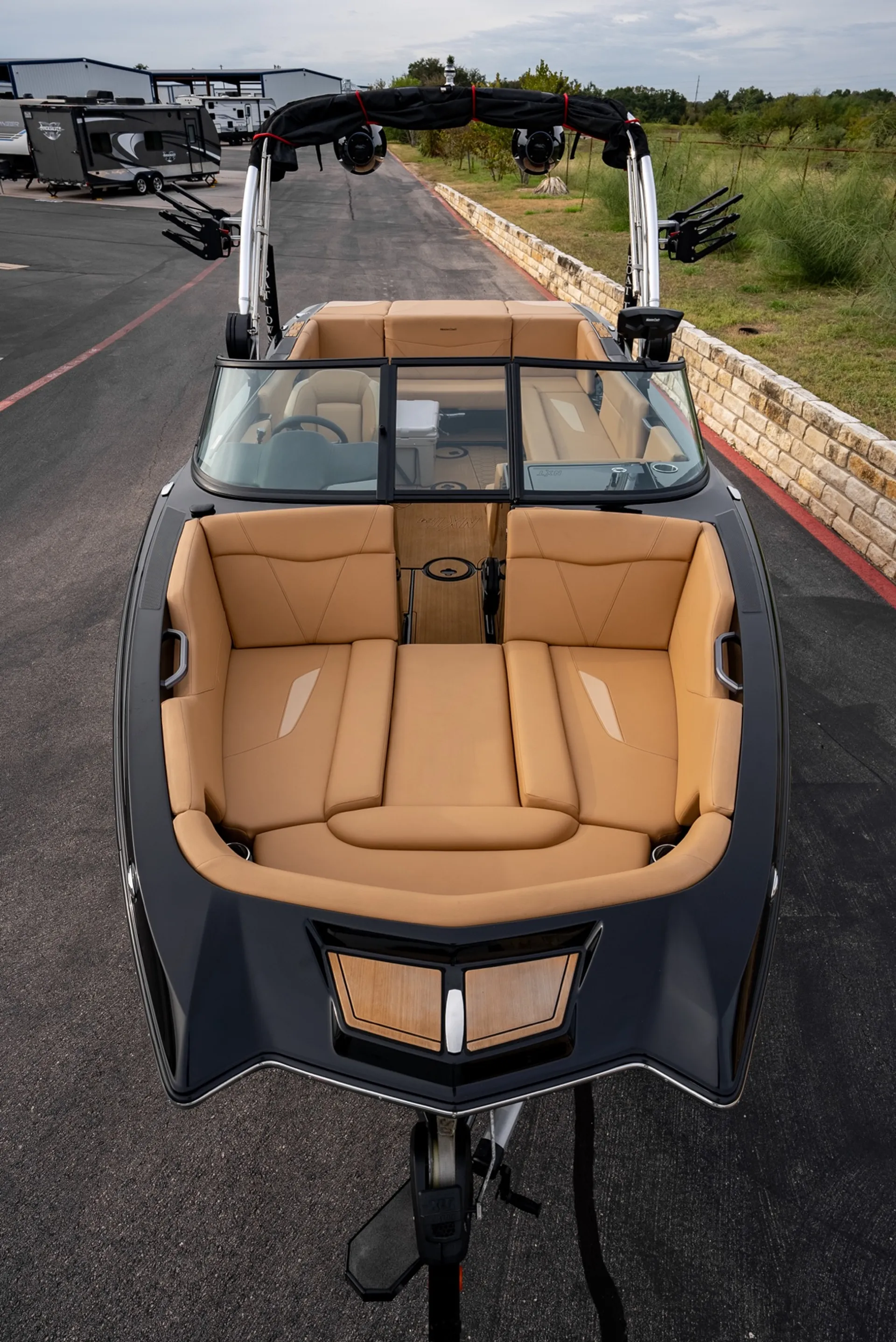 Best surf coaching and party cove experiences on the lake 