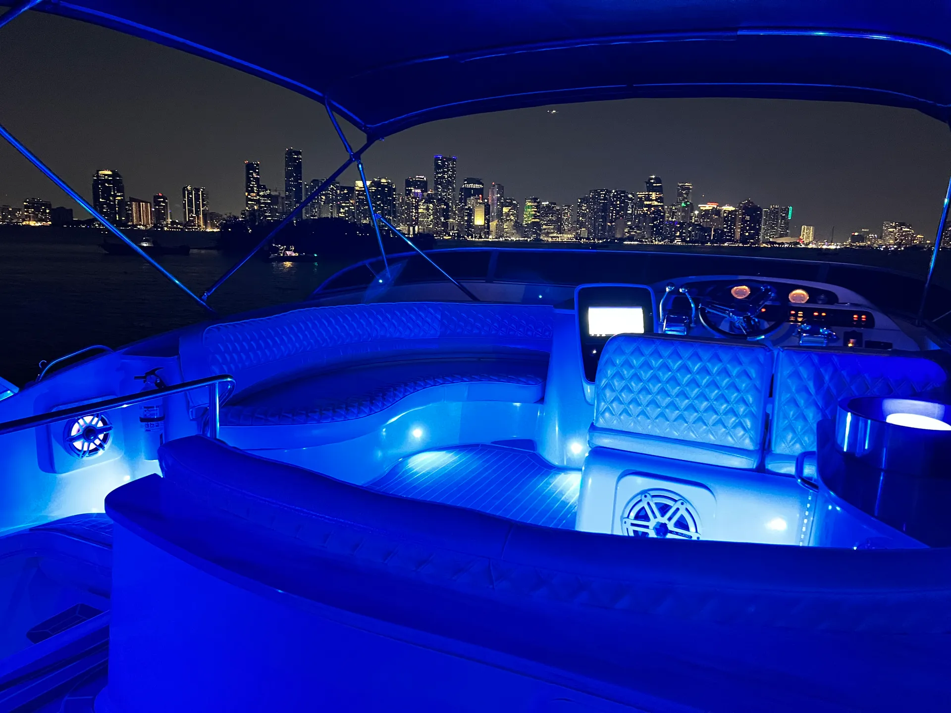 Luxury 41ft Meridian Yacht | Starlink, 4K TVs & Sunset Cruises| 13ppl