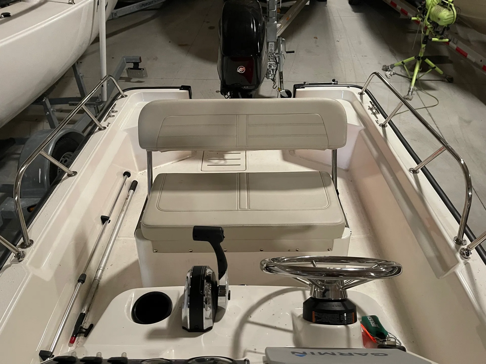 2020 Boston Whaler 150 Montauk Fishing Vessel