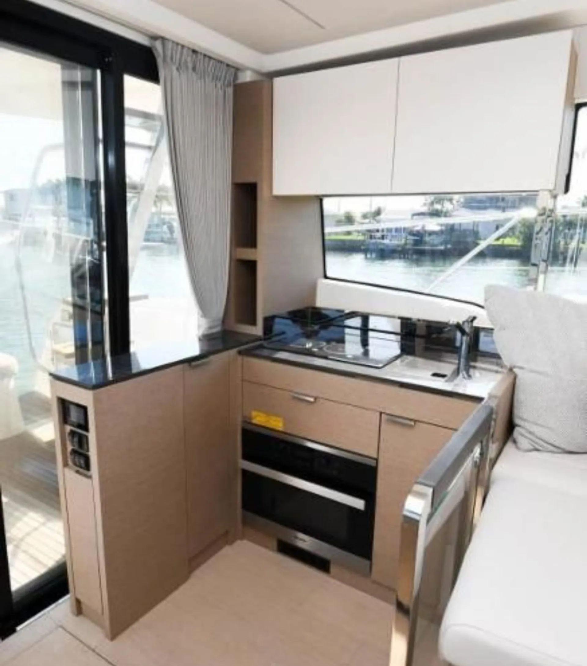 Luxury yacht Prestige 42”Best Deals in Miami😀🥂 New