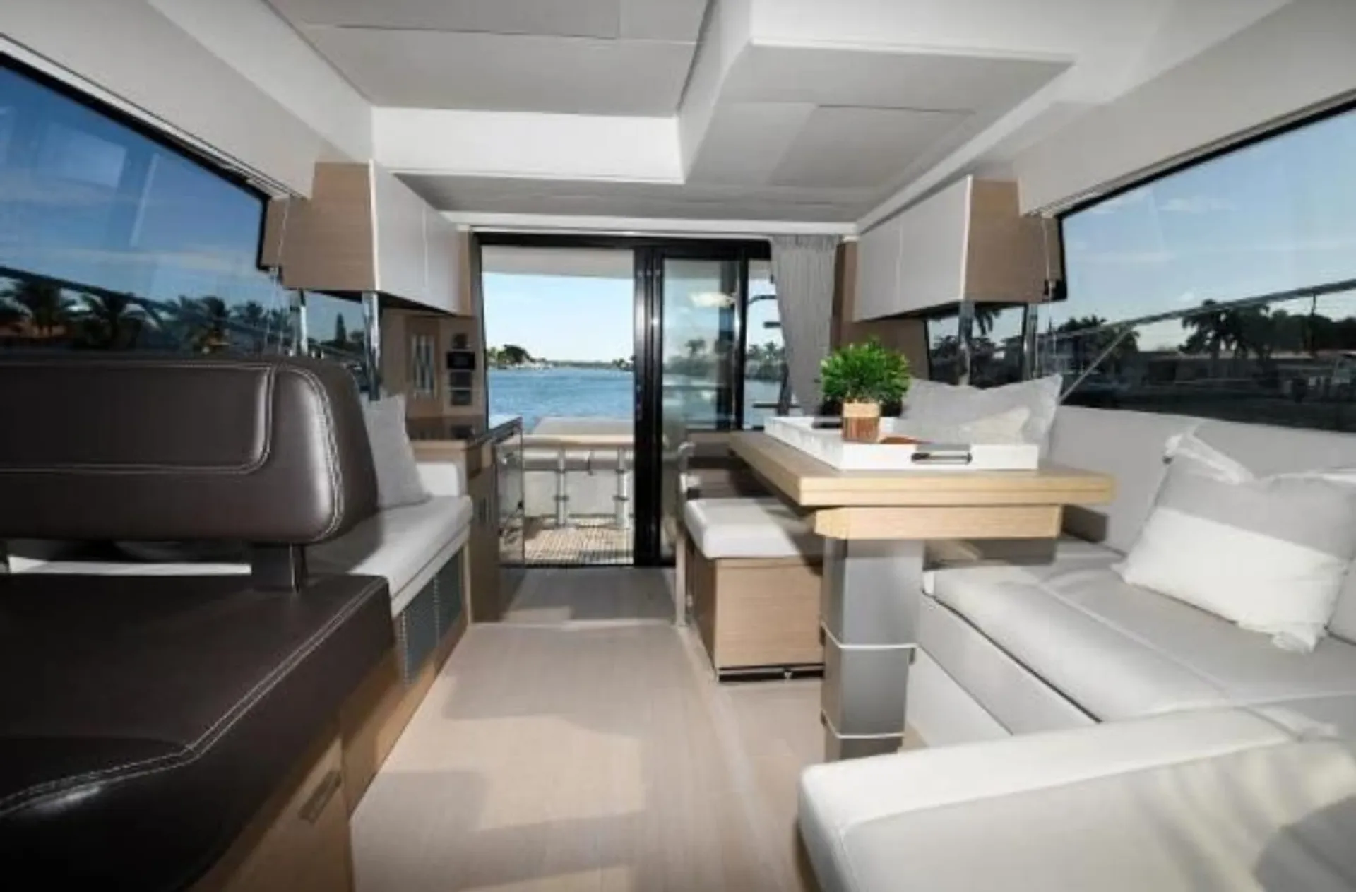 Luxury yacht Prestige 42”Best Deals in Miami😀🥂 New