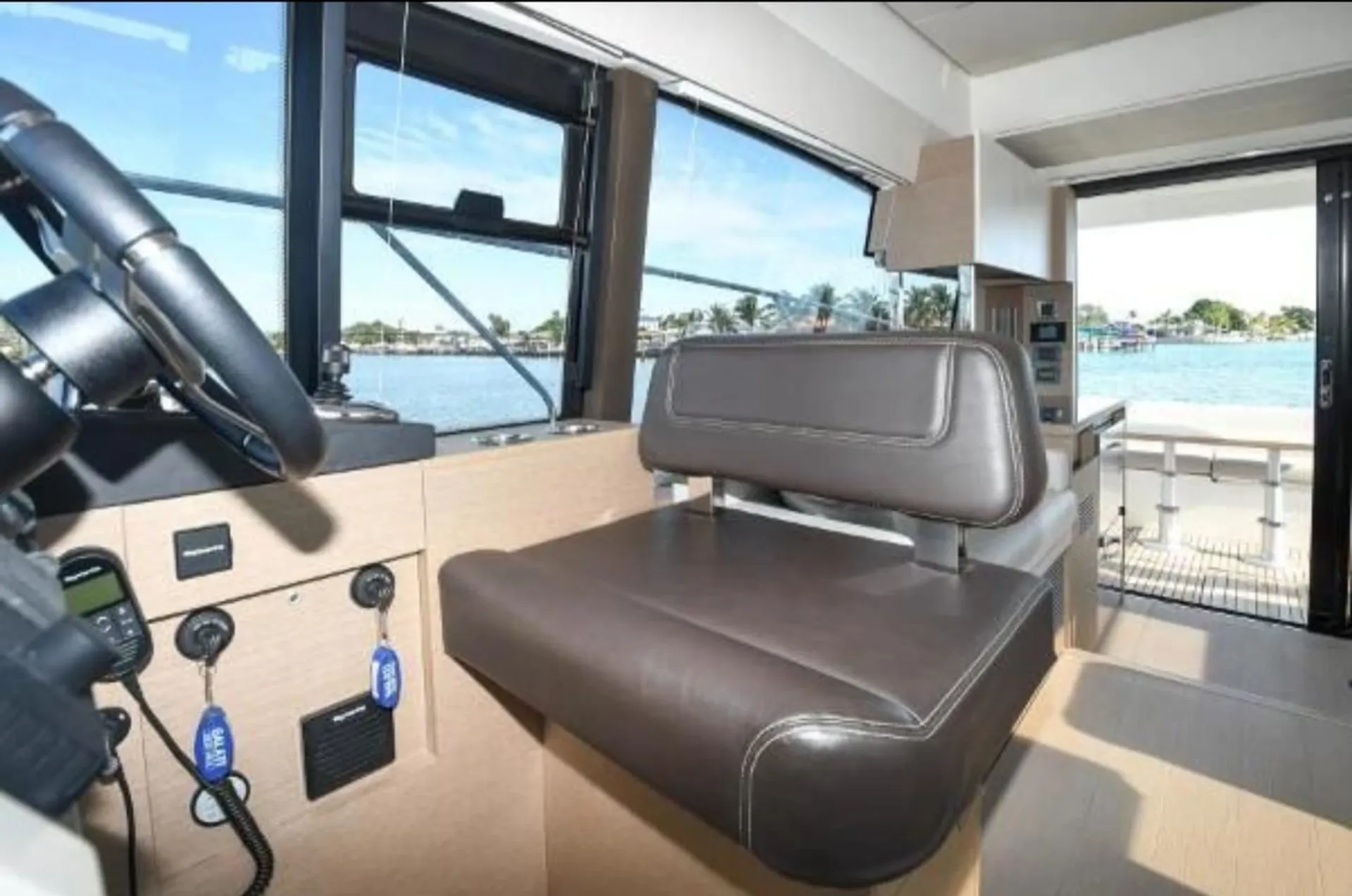 Luxury yacht Prestige 42”Best Deals in Miami😀🥂 New