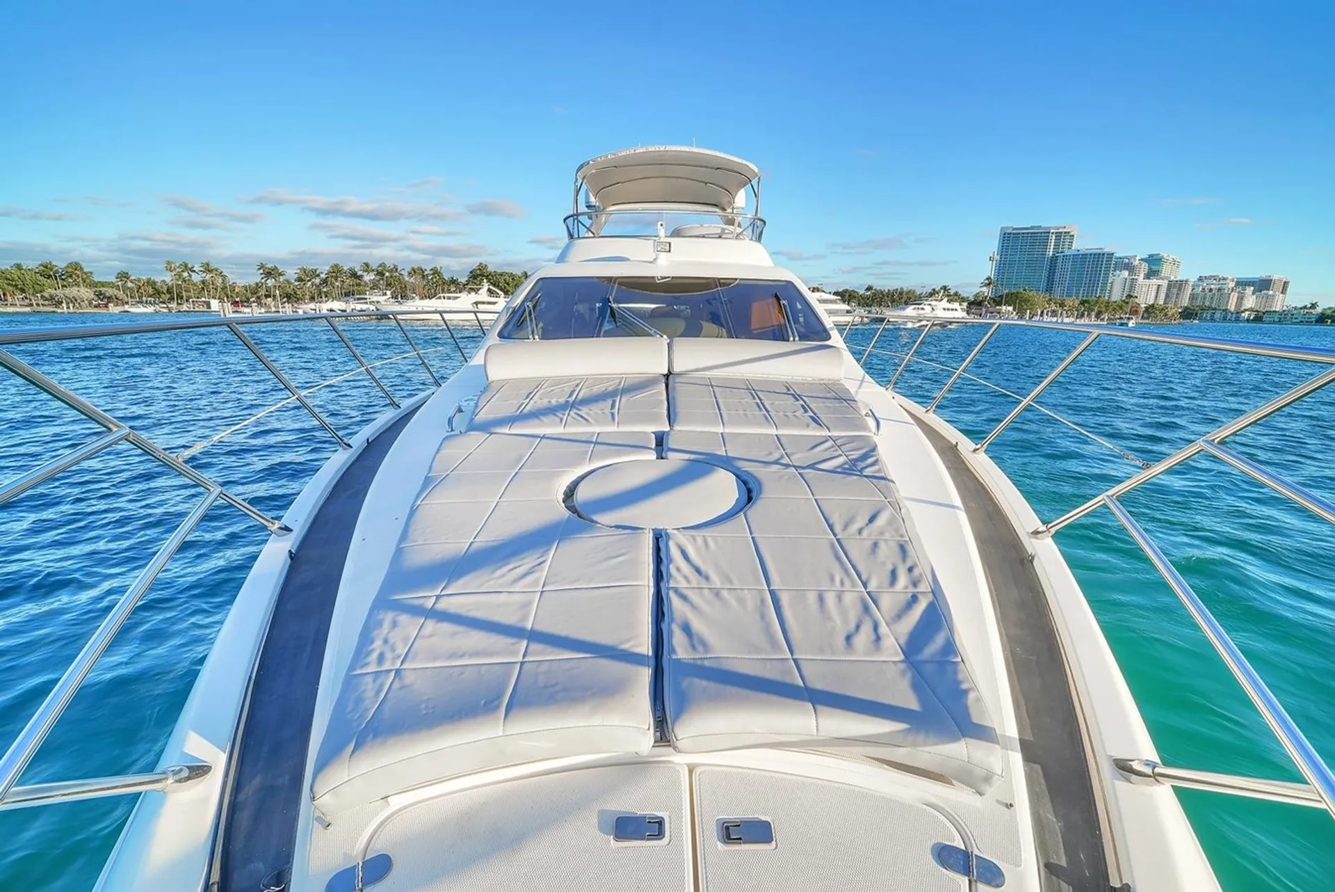 💥2 FREE JETSKI ! 💥Luxurious 70ft Azimut Include Floating Island 💥 