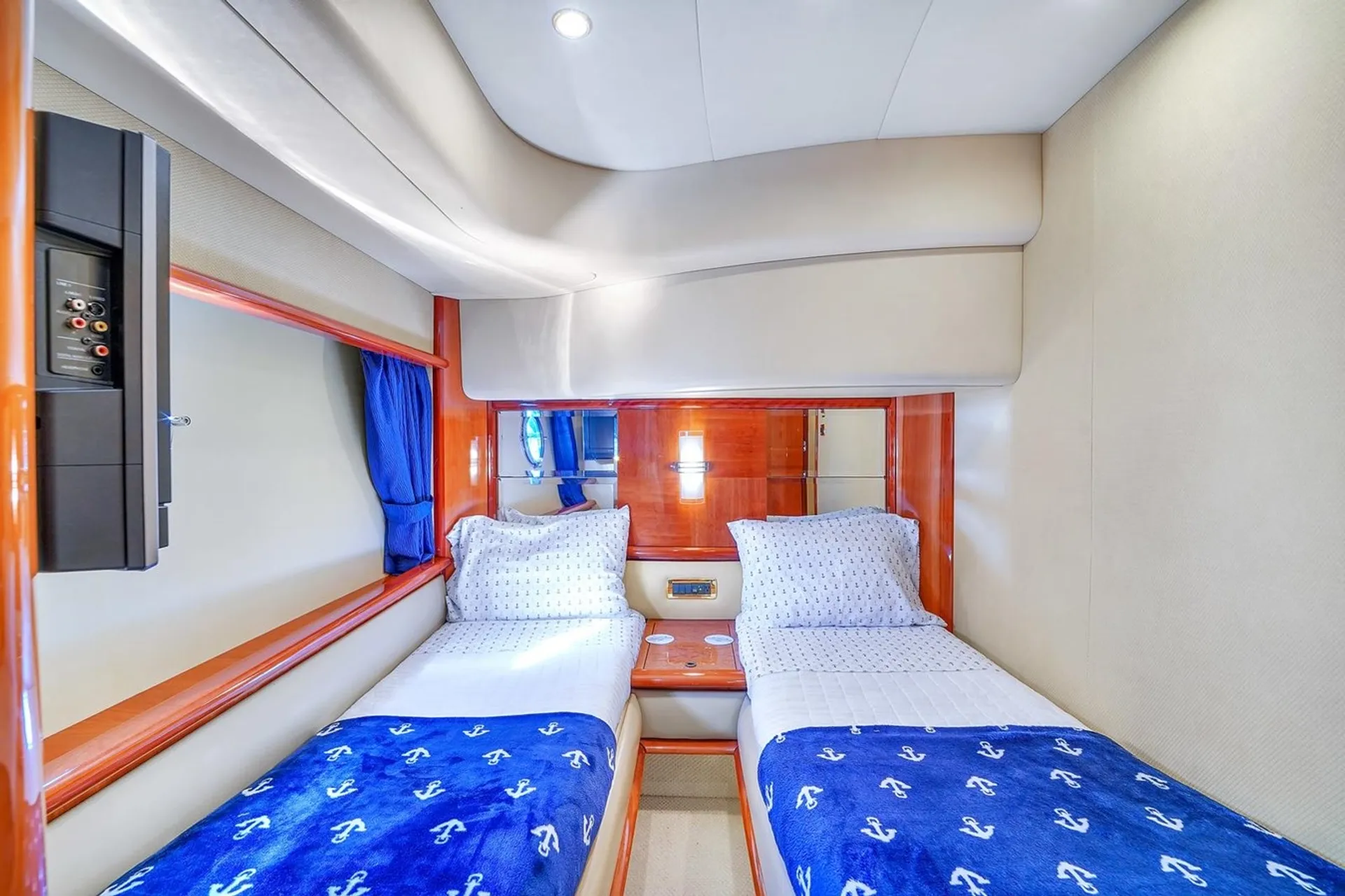 💥2 FREE JETSKI ! 💥Luxurious 70ft Azimut Include Floating Island 💥 