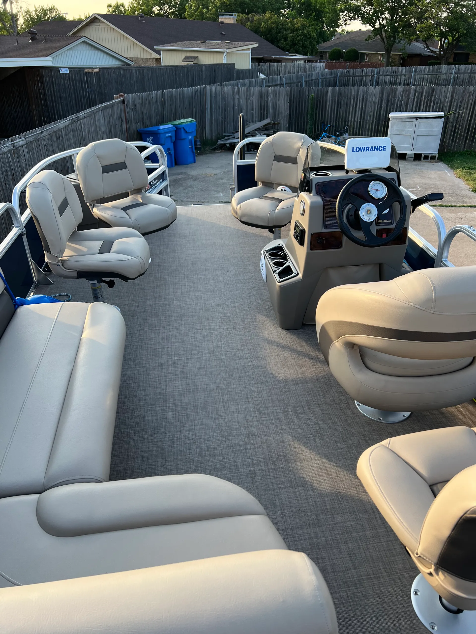 Have fun today on Lake Ray Hubbard!