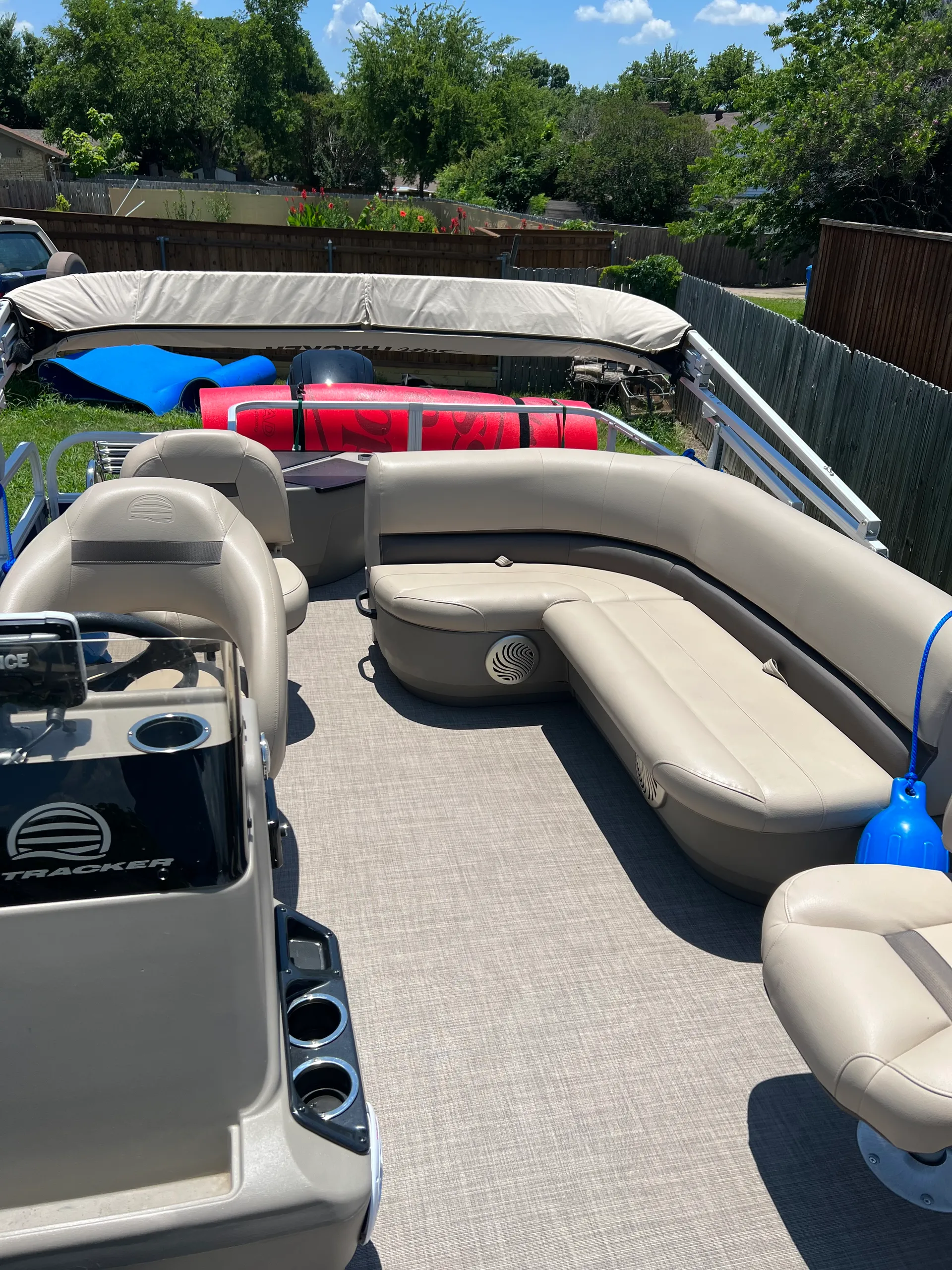 Have fun today on Lake Ray Hubbard!