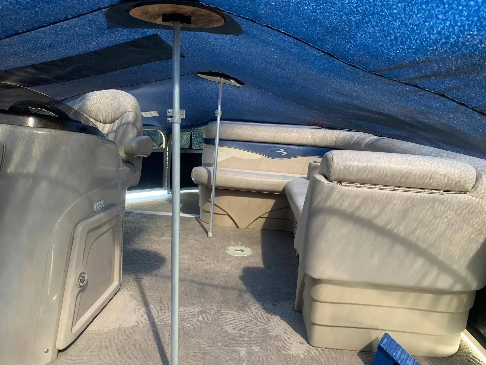 Bennington Marine 20SFi w/T50TLR 4-S Yamaha in Manistee, MI — photo 5