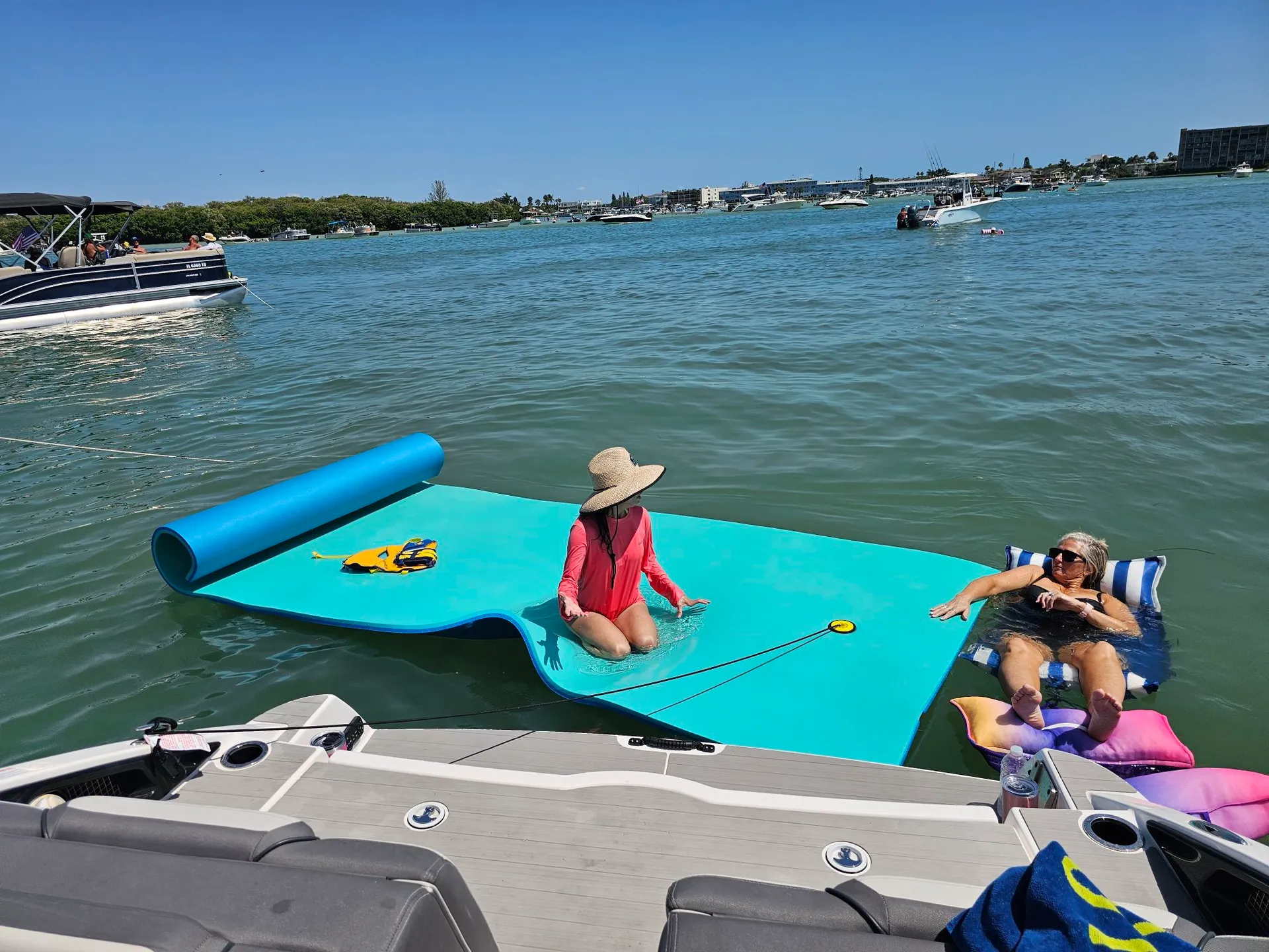 Brand New Yamaha AR250.Comfortable,spacious 25ft Jet Boat, Loud Stereo