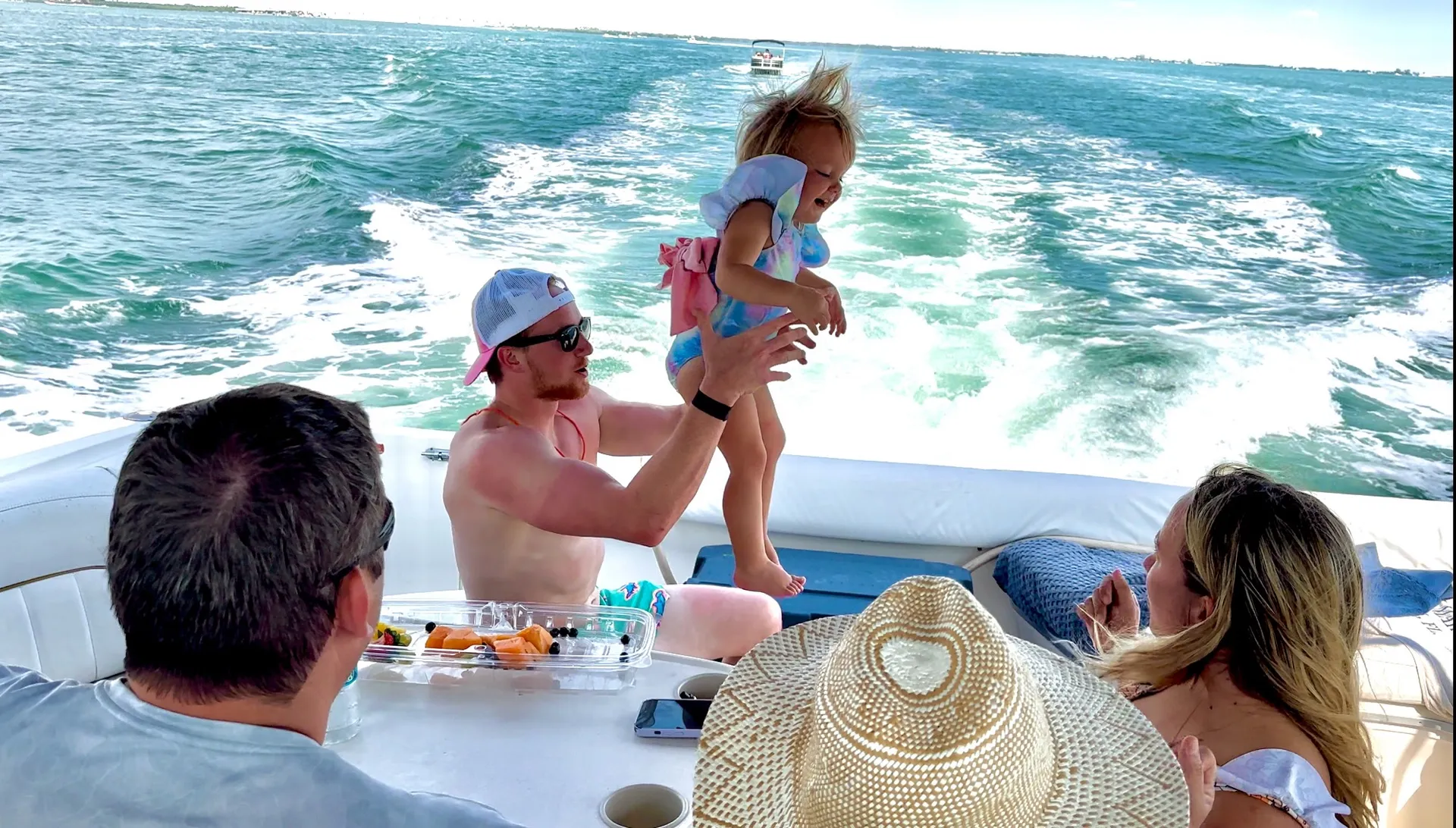 Yacht Rental Succulenta Rosé Captian Included